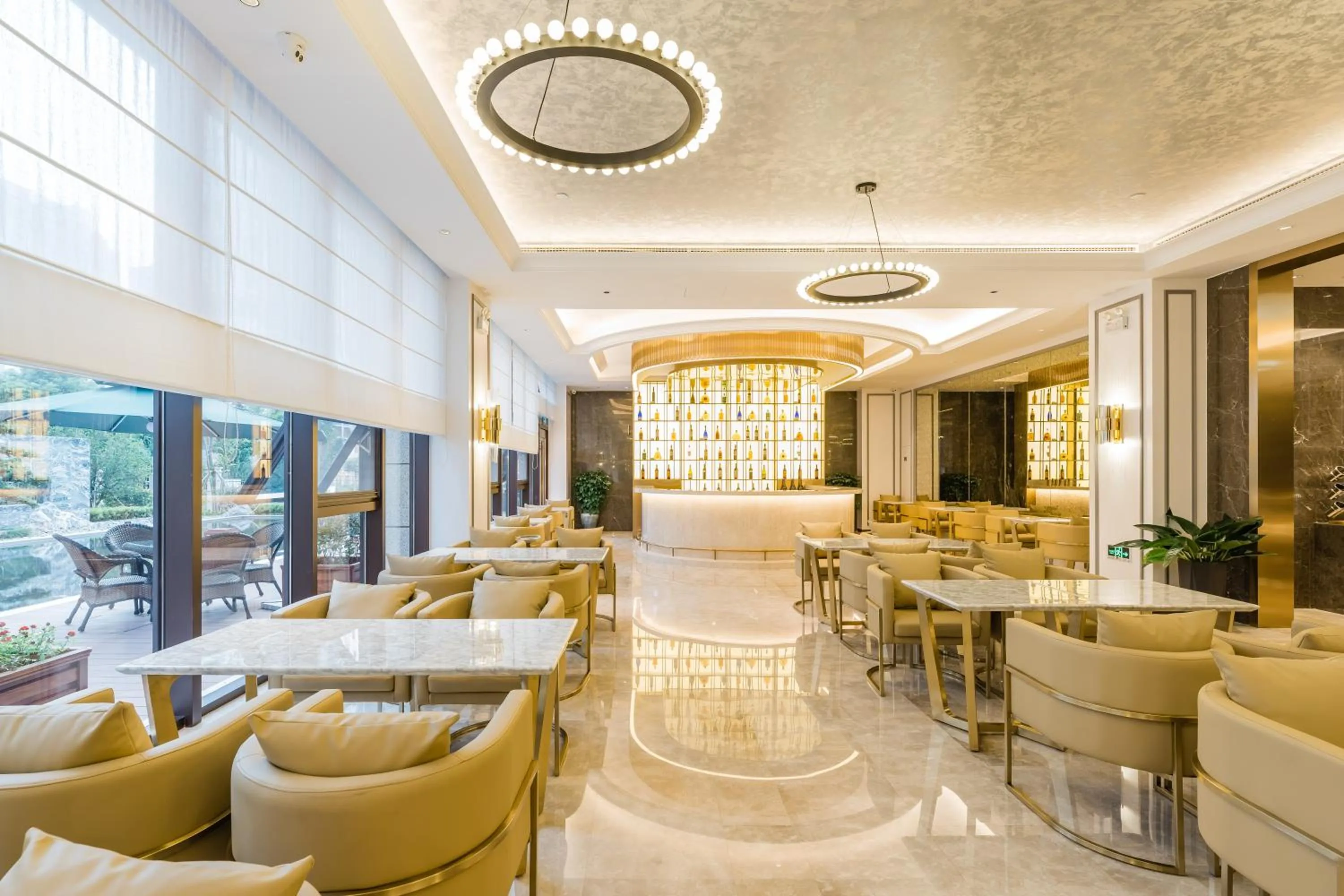 Breakfast in Mercure Changzhou Jintan