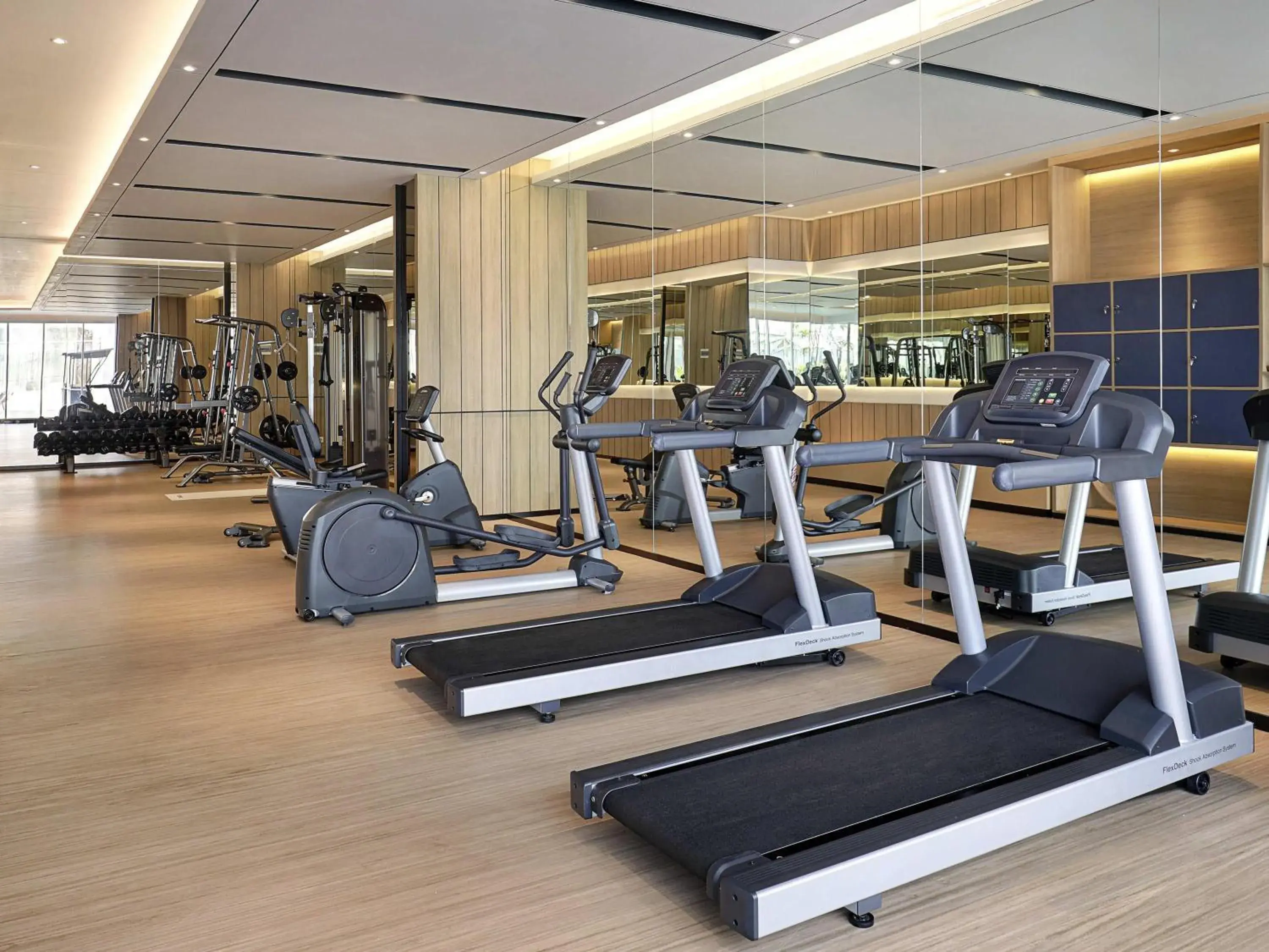 Fitness centre/facilities in Mercure Samarinda Fitness centre/facilities in Mercure Samarinda