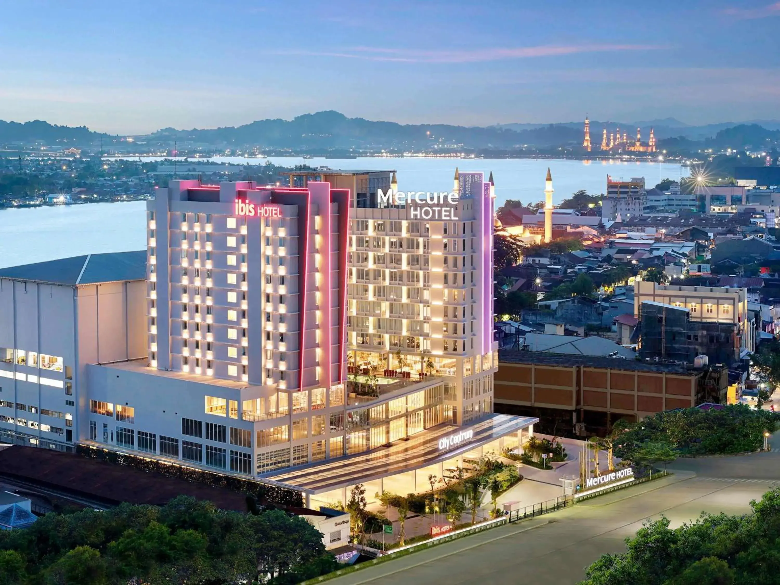 Property building in Mercure Samarinda Property building in Mercure Samarinda