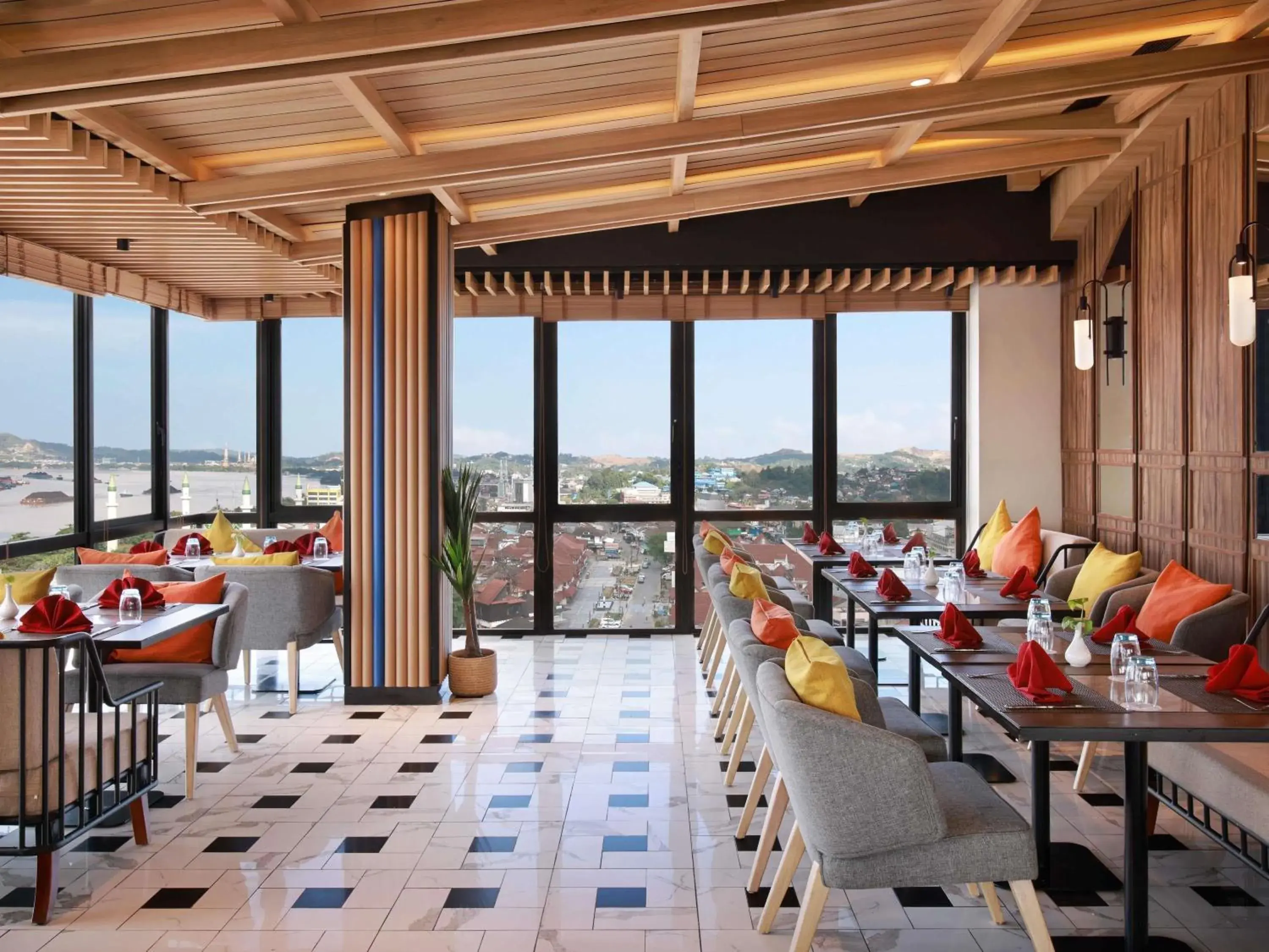 Restaurant/places to eat in Mercure Samarinda Restaurant/places to eat in Mercure Samarinda