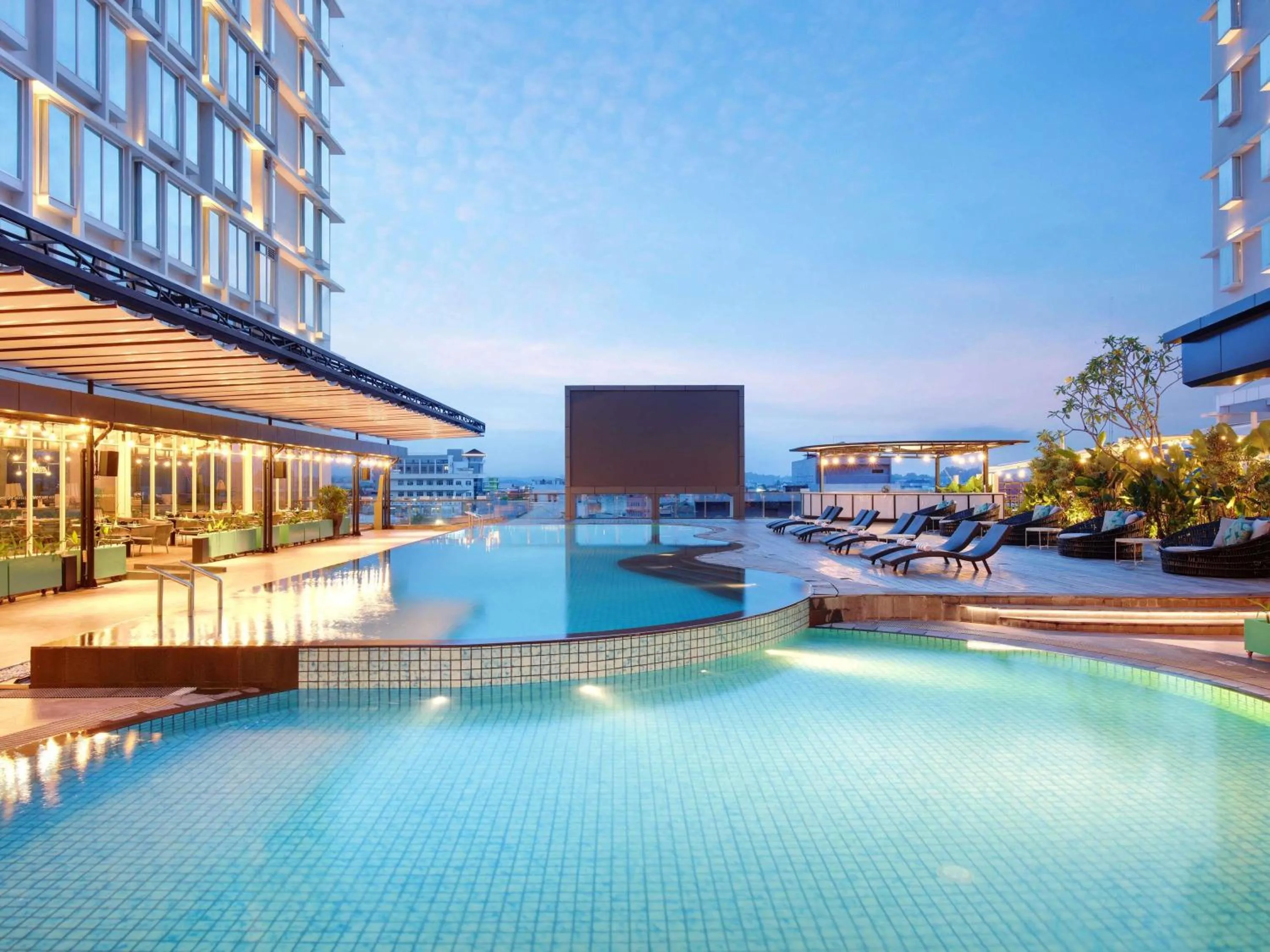 Pool view in Ibis Samarinda