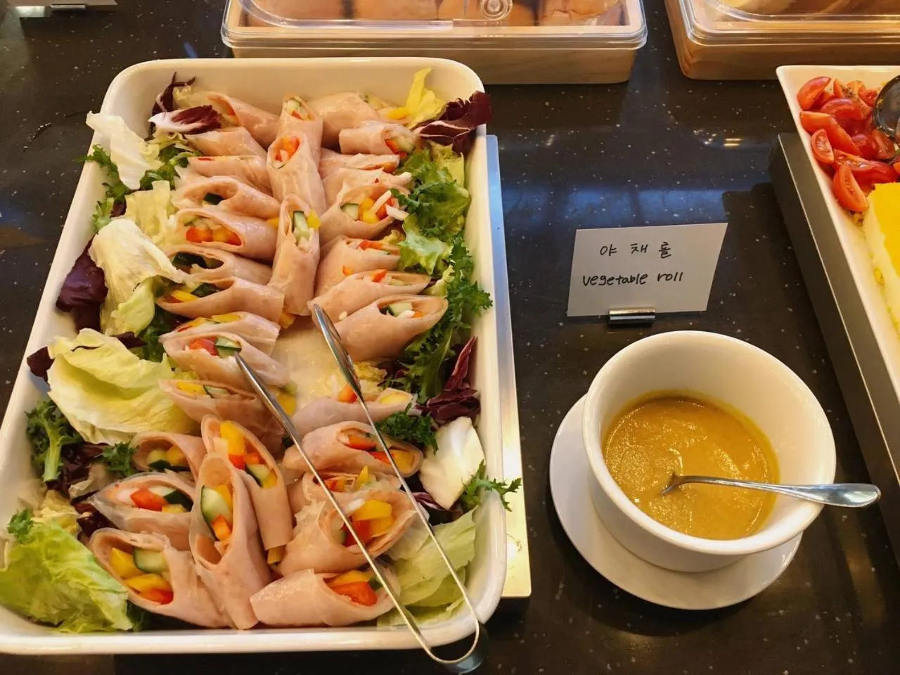 Breakfast in Mercure Ambassador Seoul Hongdae