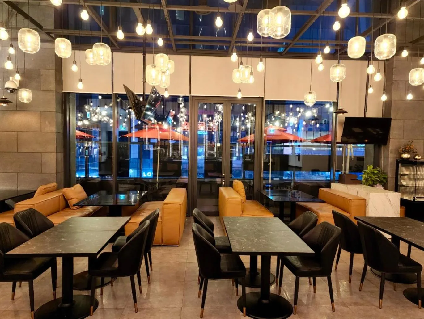 Restaurant/places to eat in Mercure Ambassador Seoul Hongdae