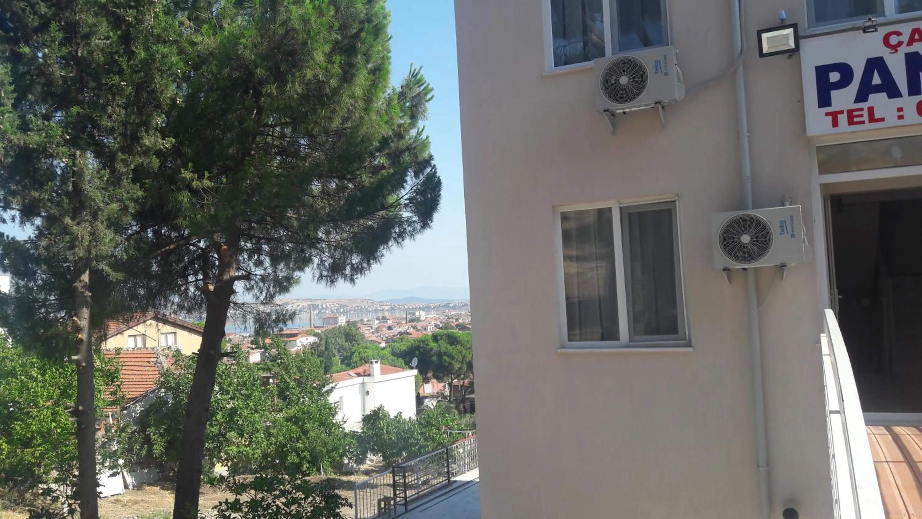 Facade/entrance in Çamlaraltıpansiyon