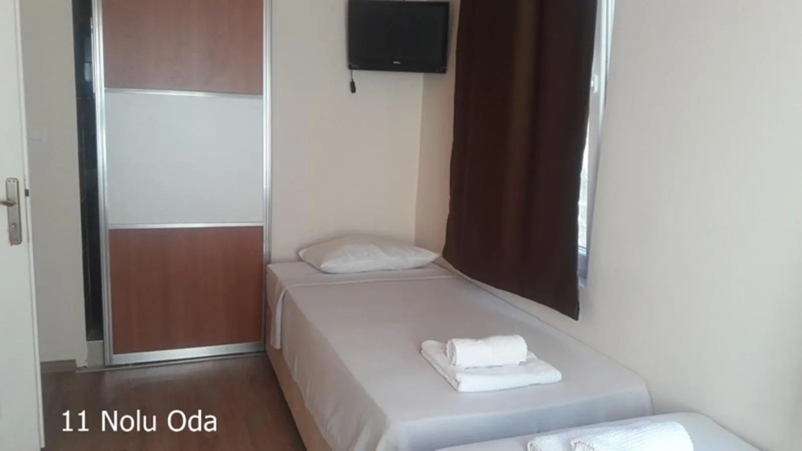 Photo of the whole room, Bed in Çamlaraltıpansiyon