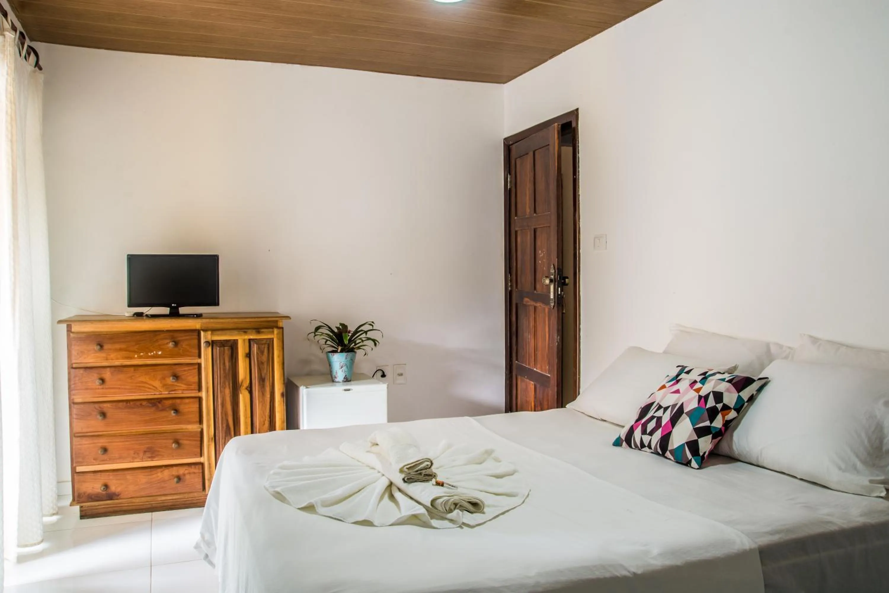 Bedroom, Bed in Pousada Grauçá