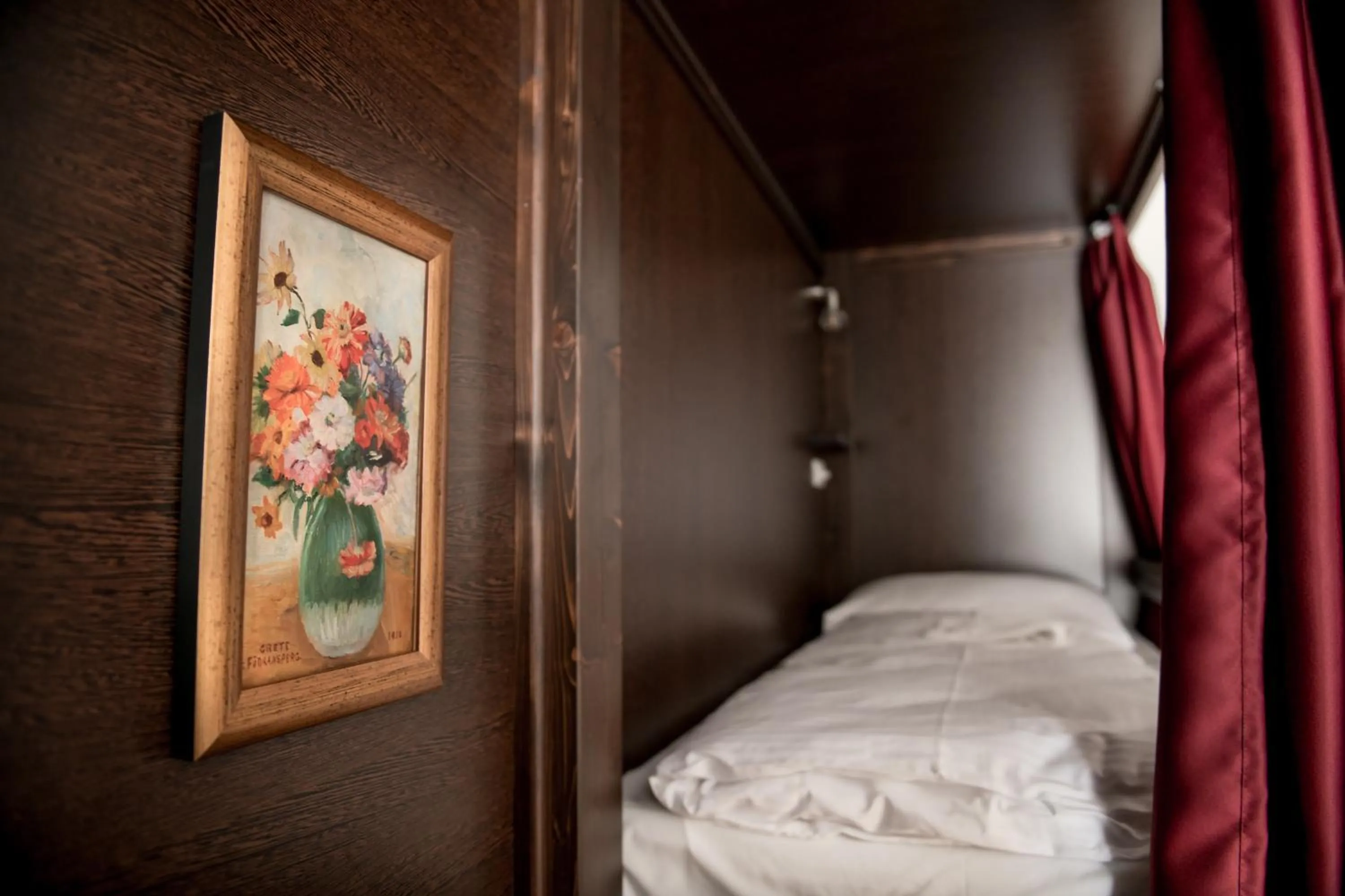 Decorative detail, Bed in Vienna Boutique - Premium Hostel