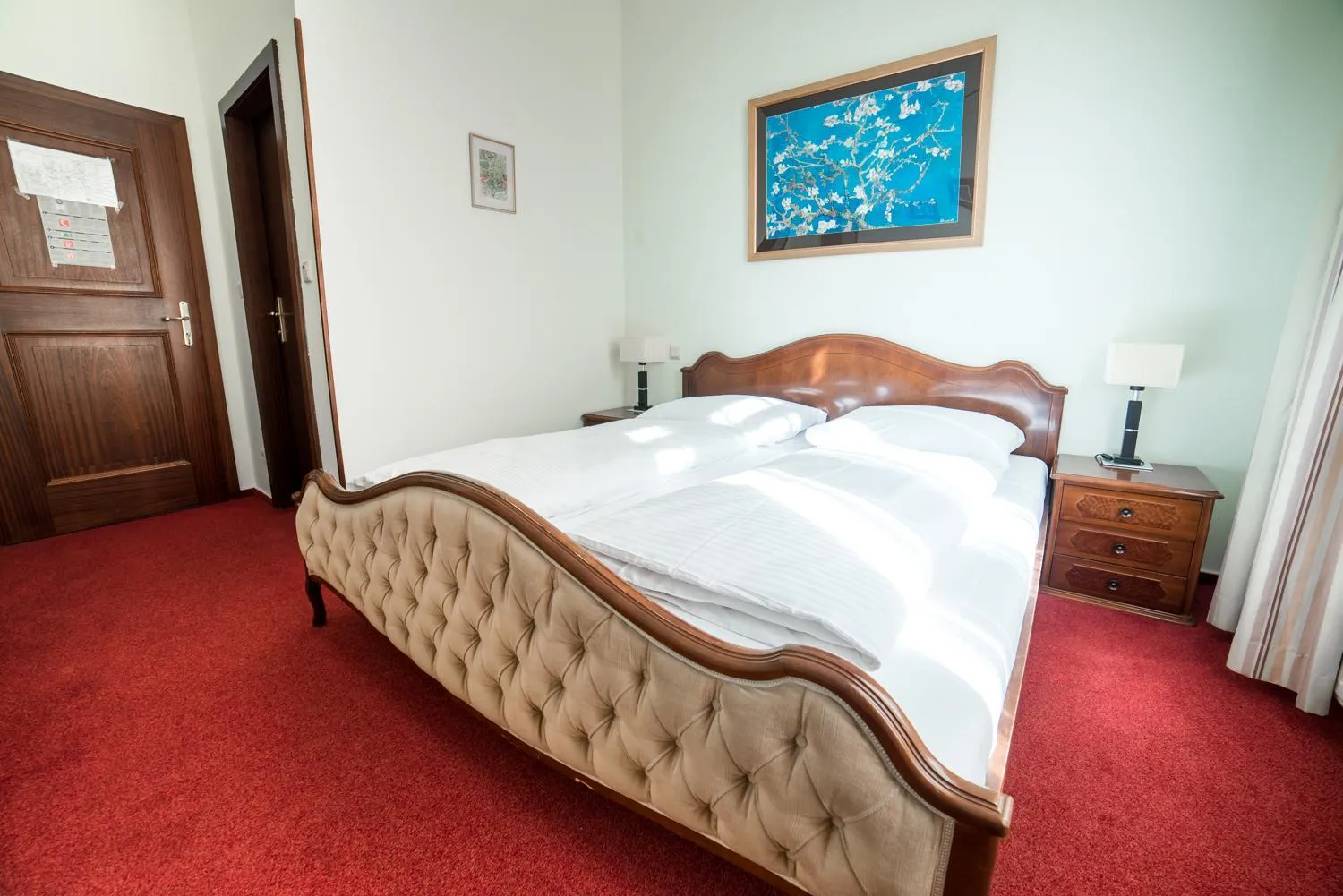 Photo of the whole room, Bed in Vienna Boutique - Premium Hostel