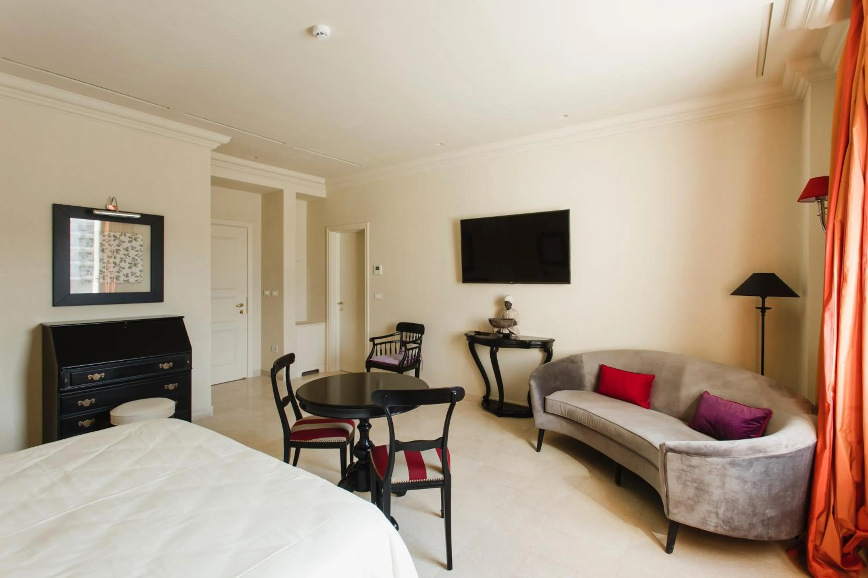 Bed in Alvino Relais Mulino Contemporaneo