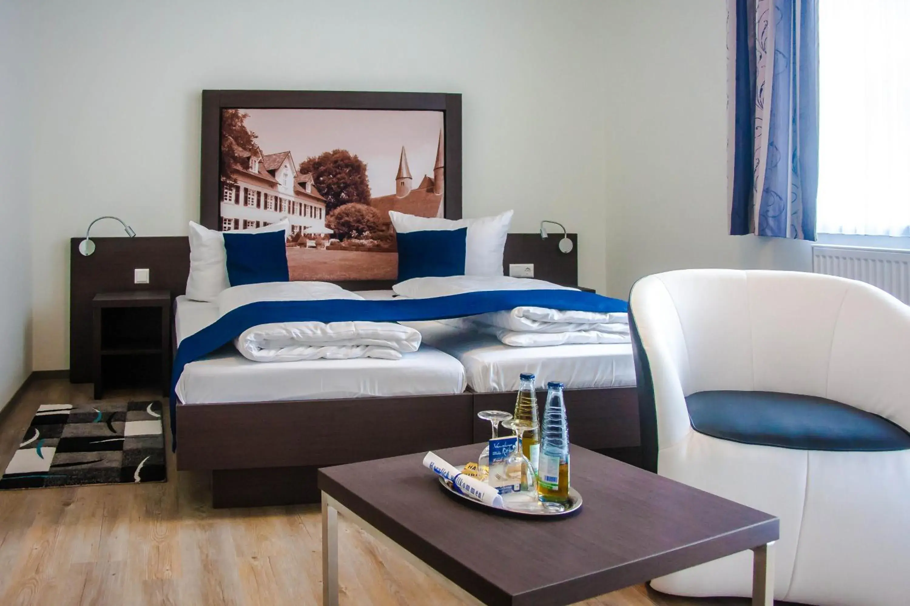 Double Room Extra Comfort in Hotel & Restaurant Schaumburger Ritter, Rinteln Double Room Extra Comfort in Hotel & Restaurant Schaumburger Ritter, Rinteln