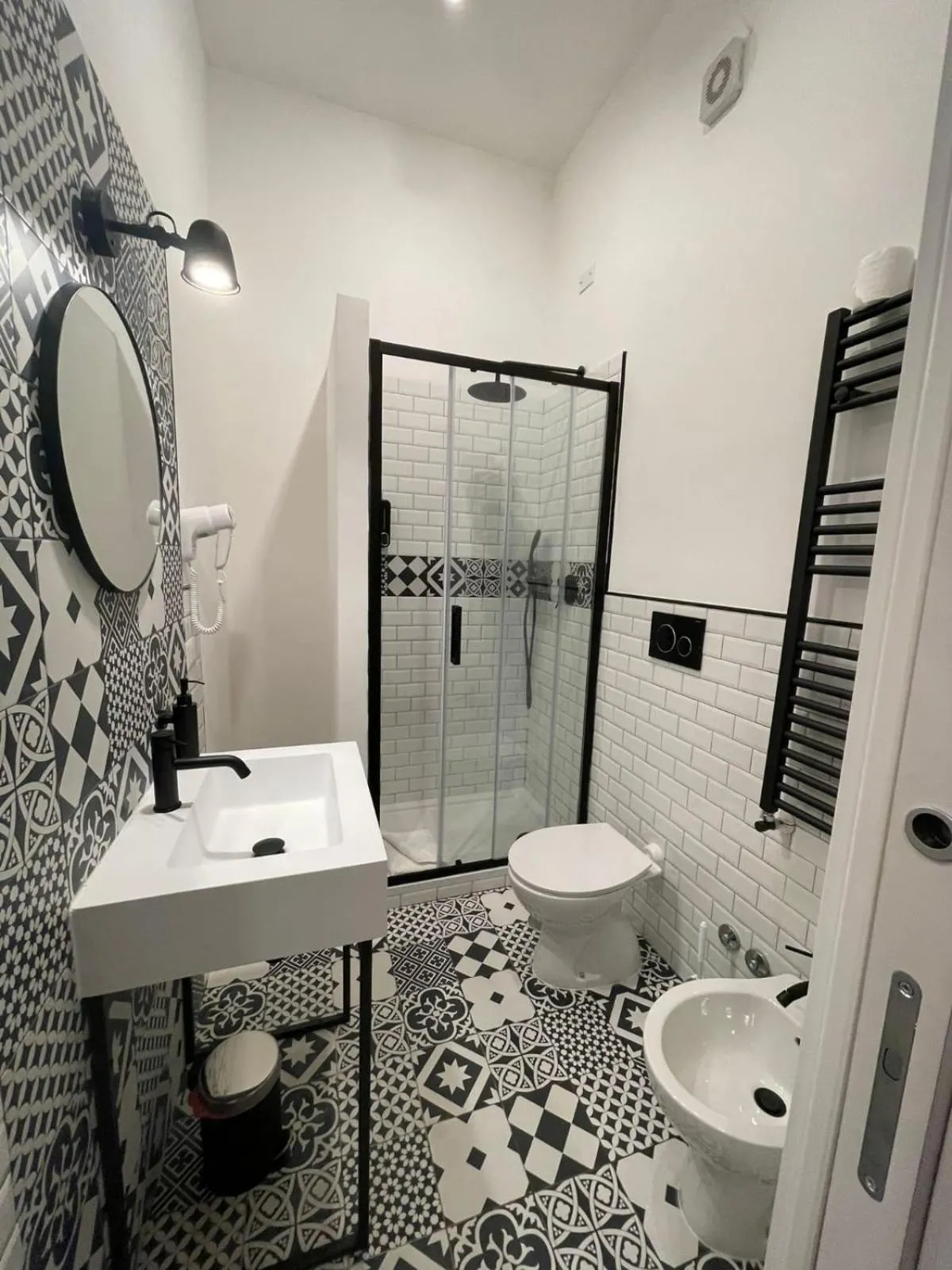 Shower in Da Vinci