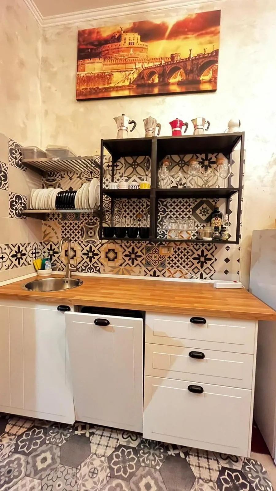 Communal kitchen in Da Vinci