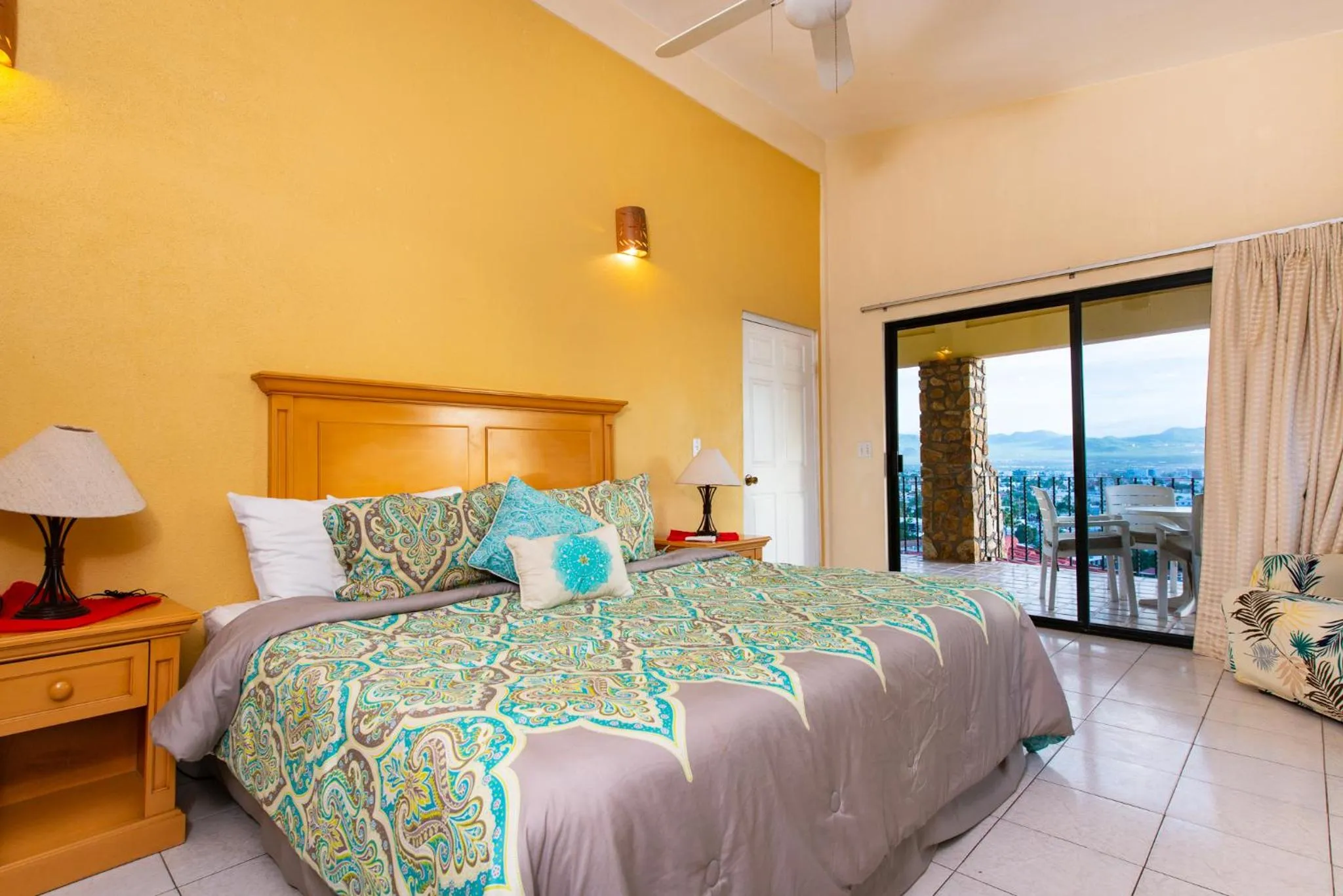 Photo of the whole room in Marina View Villas