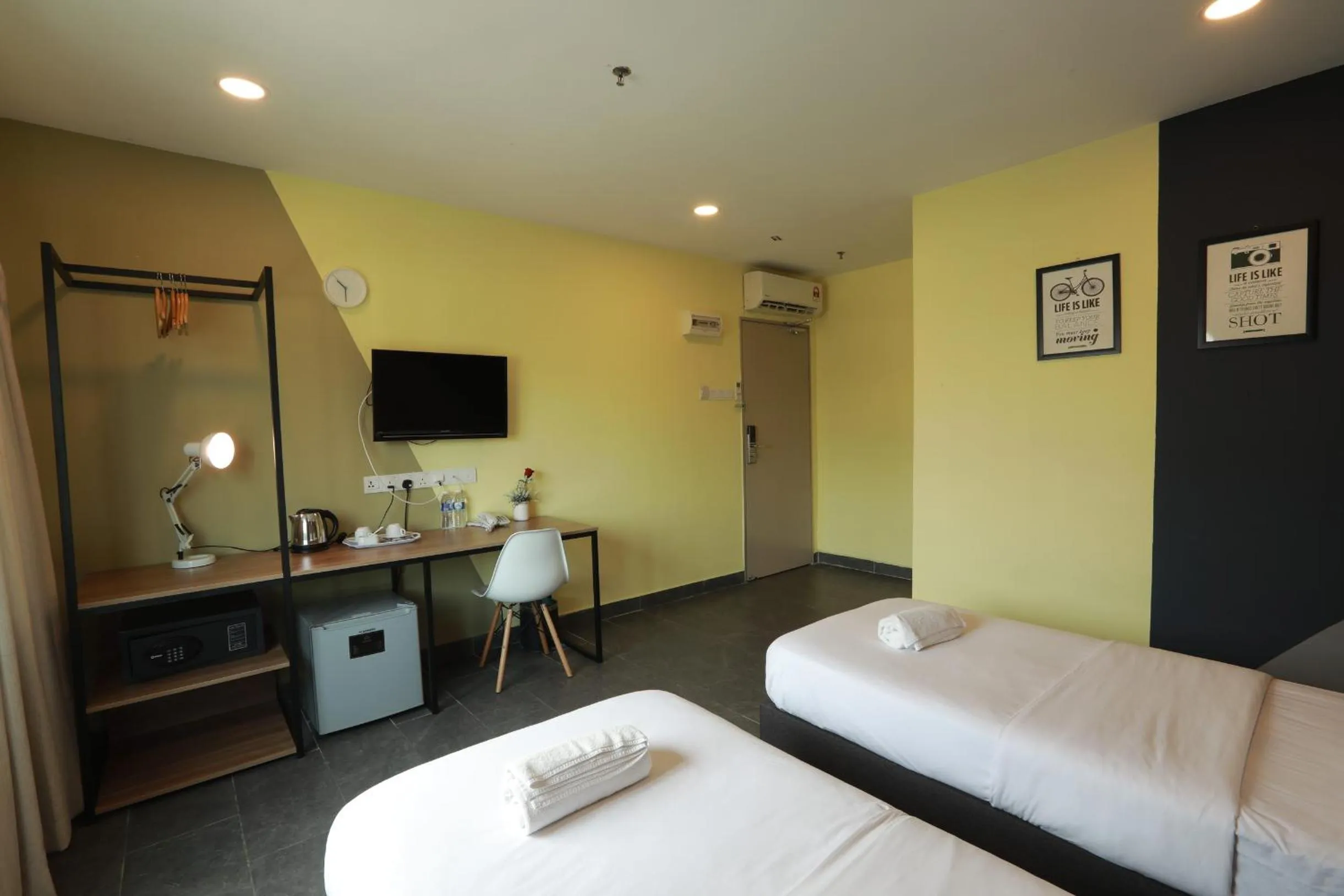 Bed in T-hotel Mont Kiara