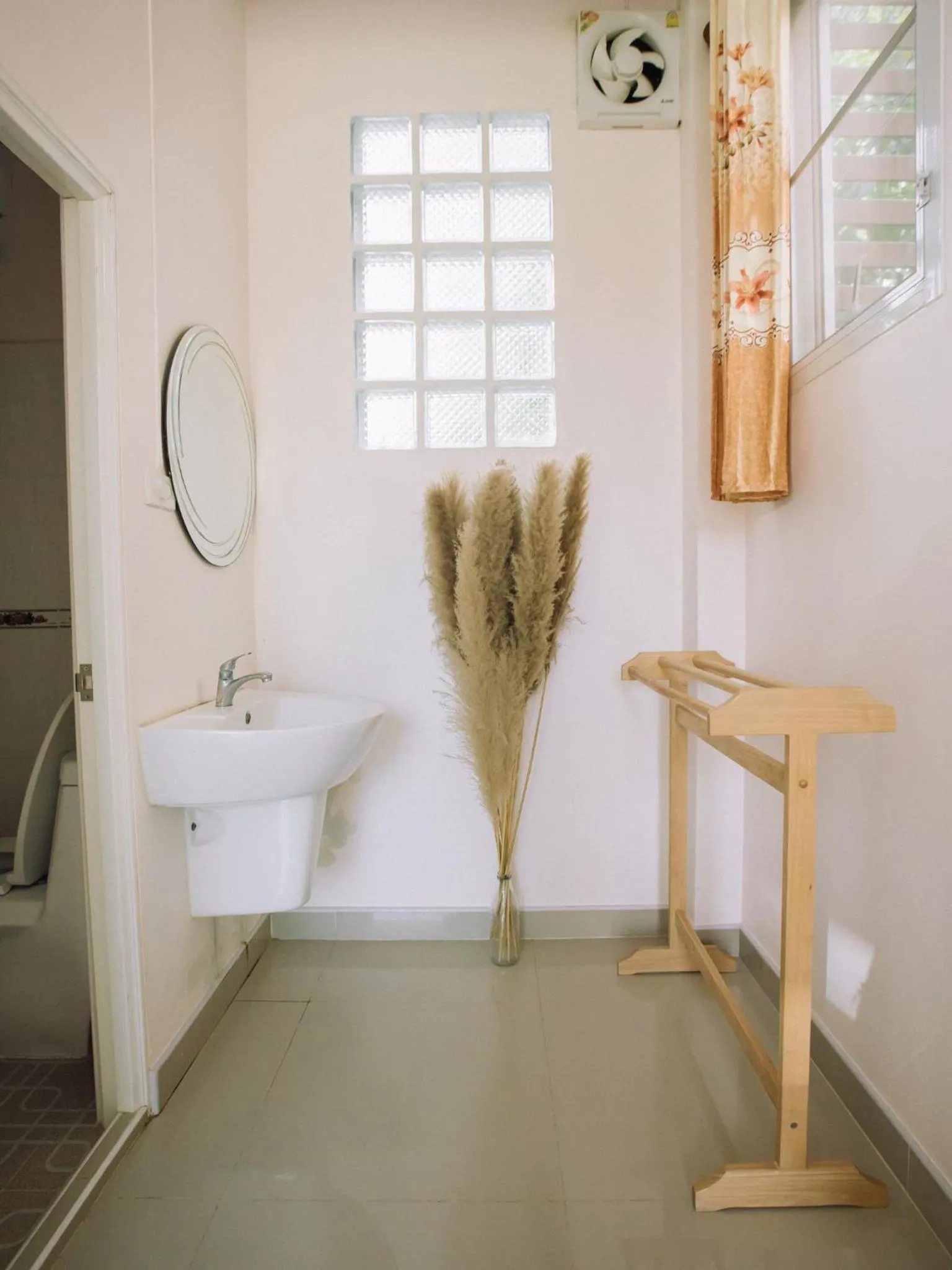 Photo of the whole room in Phuyafahsai The Resort Khao Kho