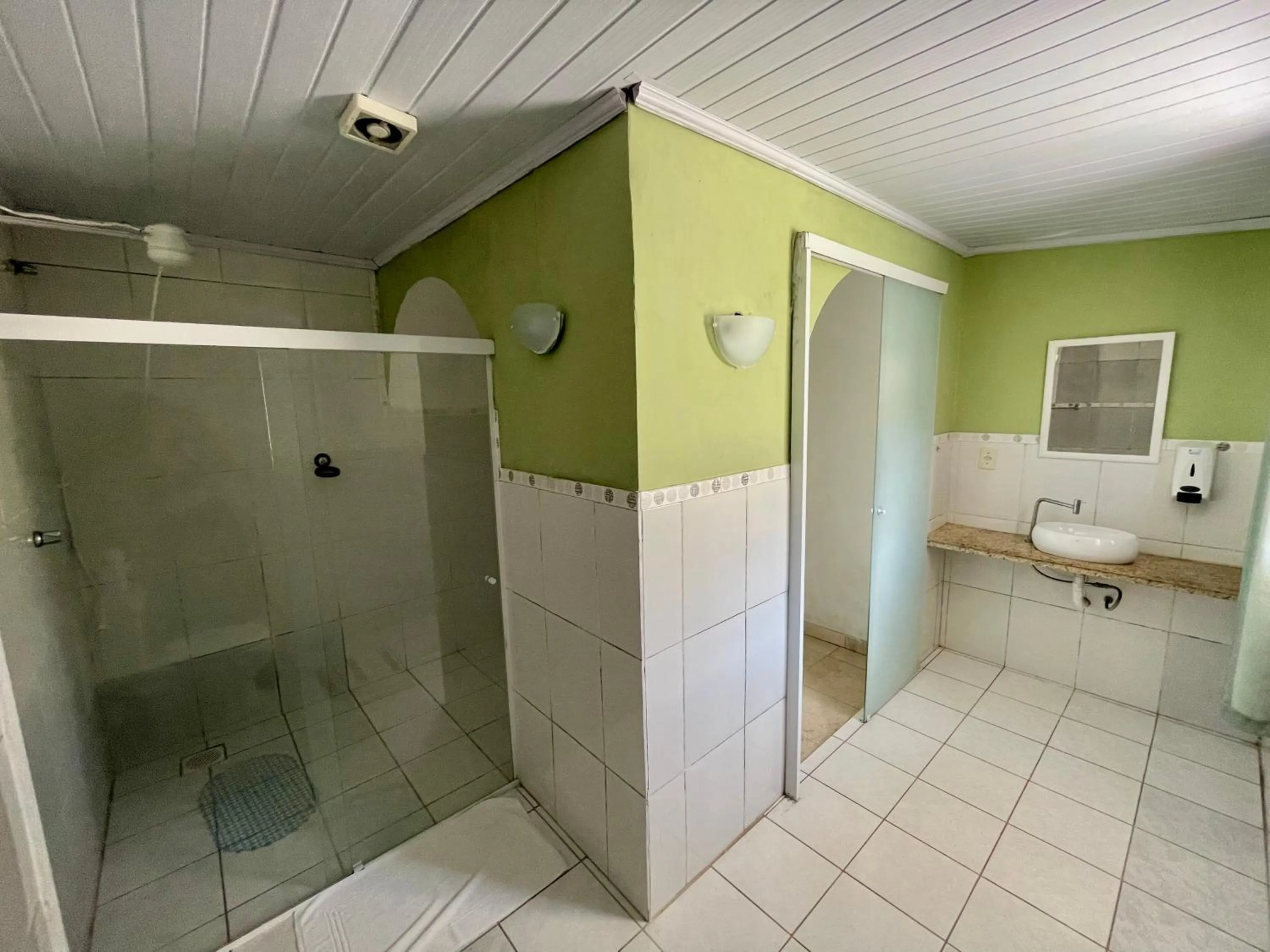 Shower in Pousada Casa Imperatriz - Rua Teresa