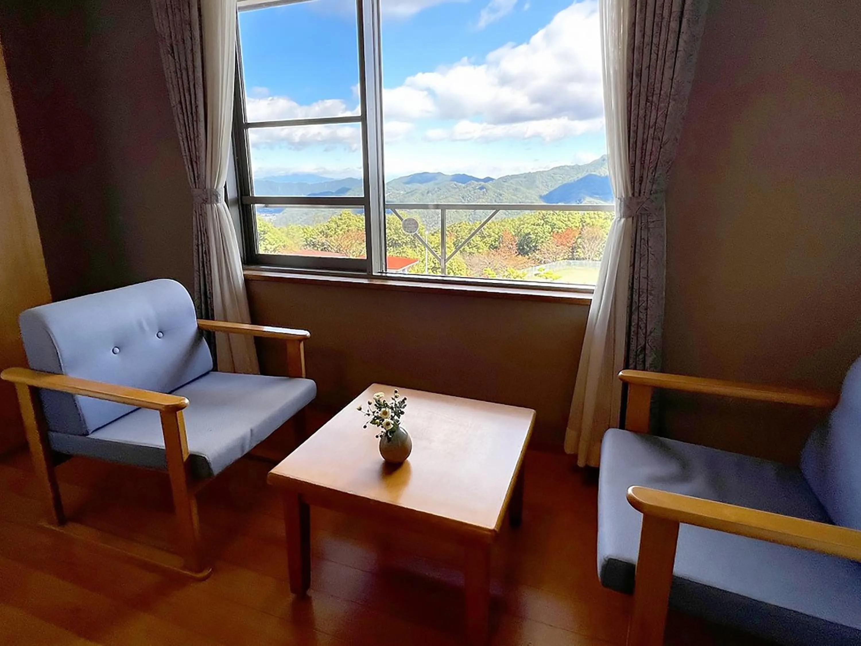 Japanese-Style Room with Shared Bathroom in Ikoi no Mura Heritage Minoyama