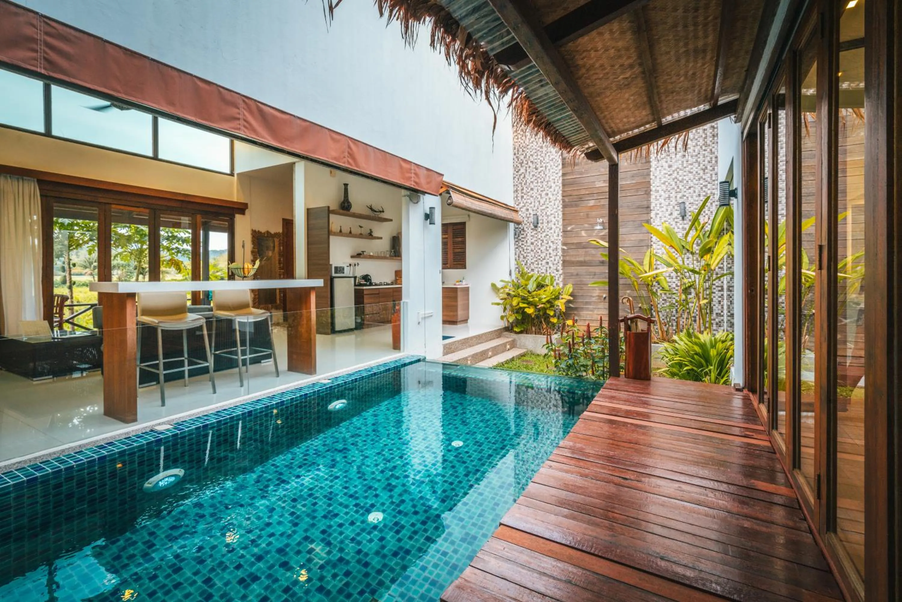 Kitchen or kitchenette in La Villa Langkawi - Private Pool