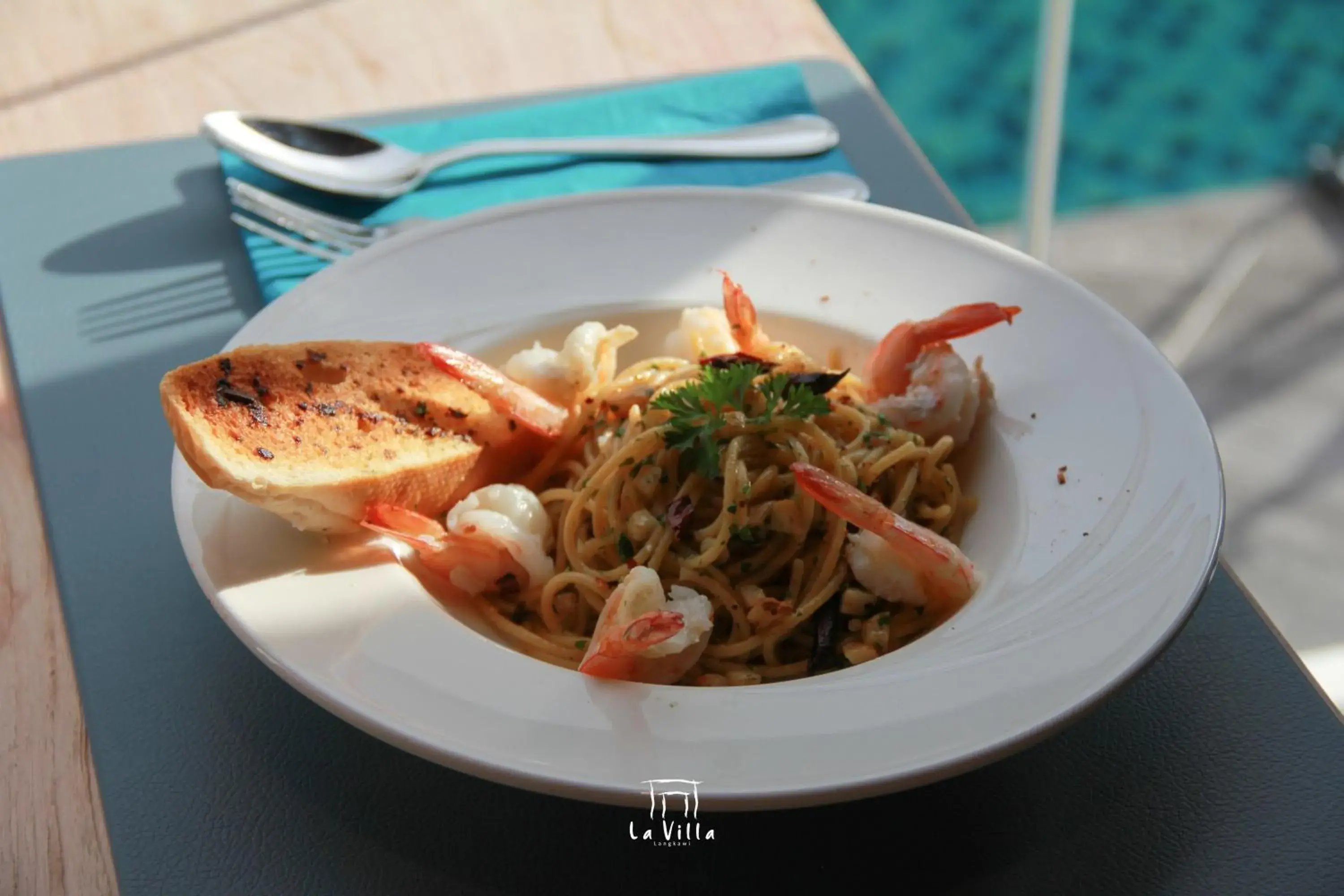 Restaurant/places to eat in La Villa Langkawi - Private Pool Restaurant/places to eat in La Villa Langkawi - Private Pool