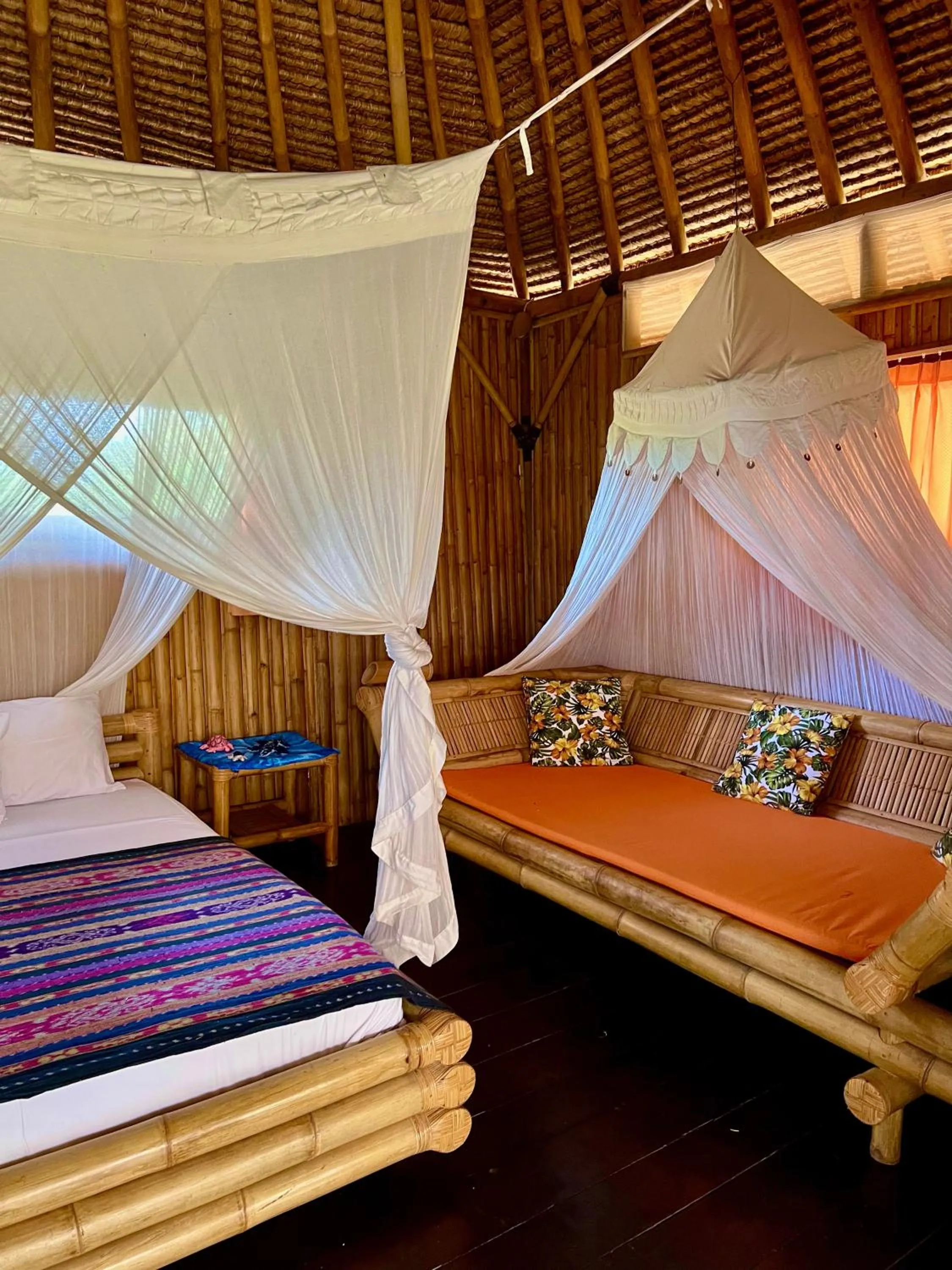 Bed in Rinjani Beach Eco Resort