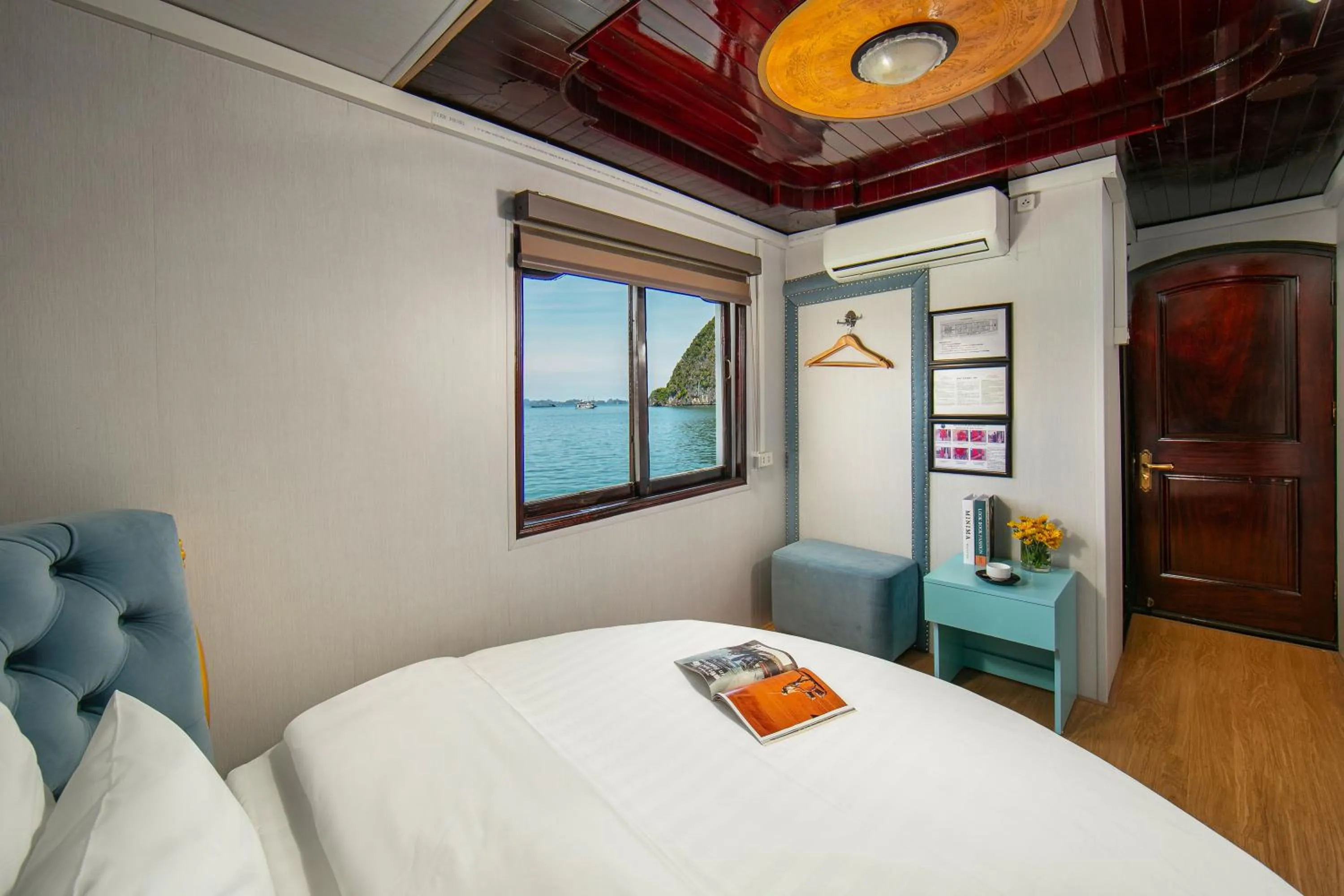 Bedroom, Bed in Halong Fantasea Cruise