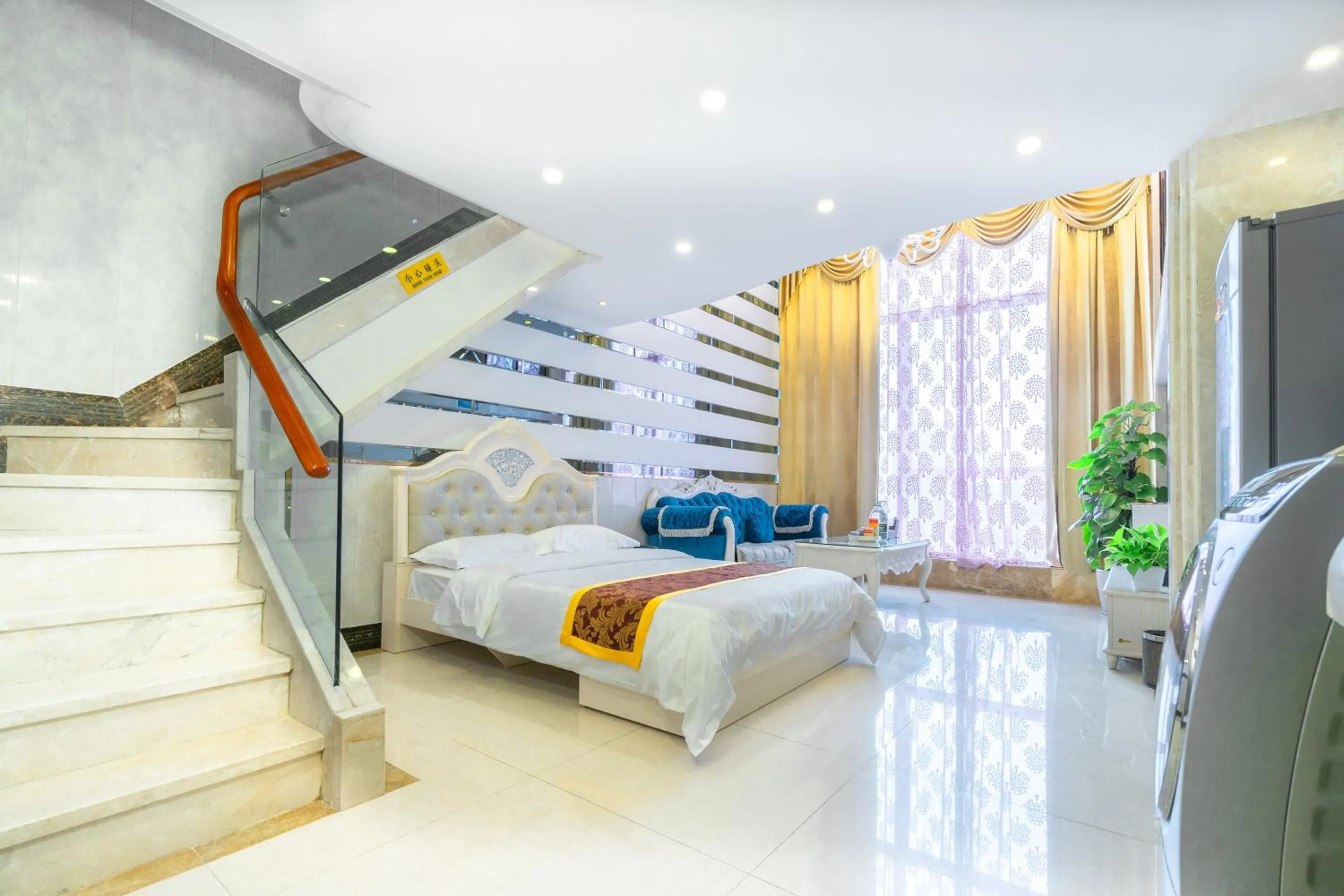 Bed in Louidon Mega Apartment Of Kam Rueng Plaza - Sunshine Apartment