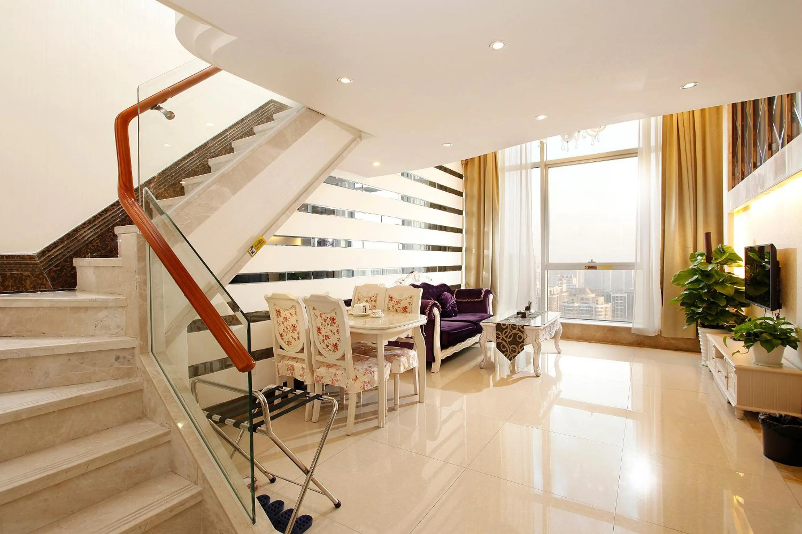 Living room in Louidon Mega Apartment Of Kam Rueng Plaza - Sunshine Apartment