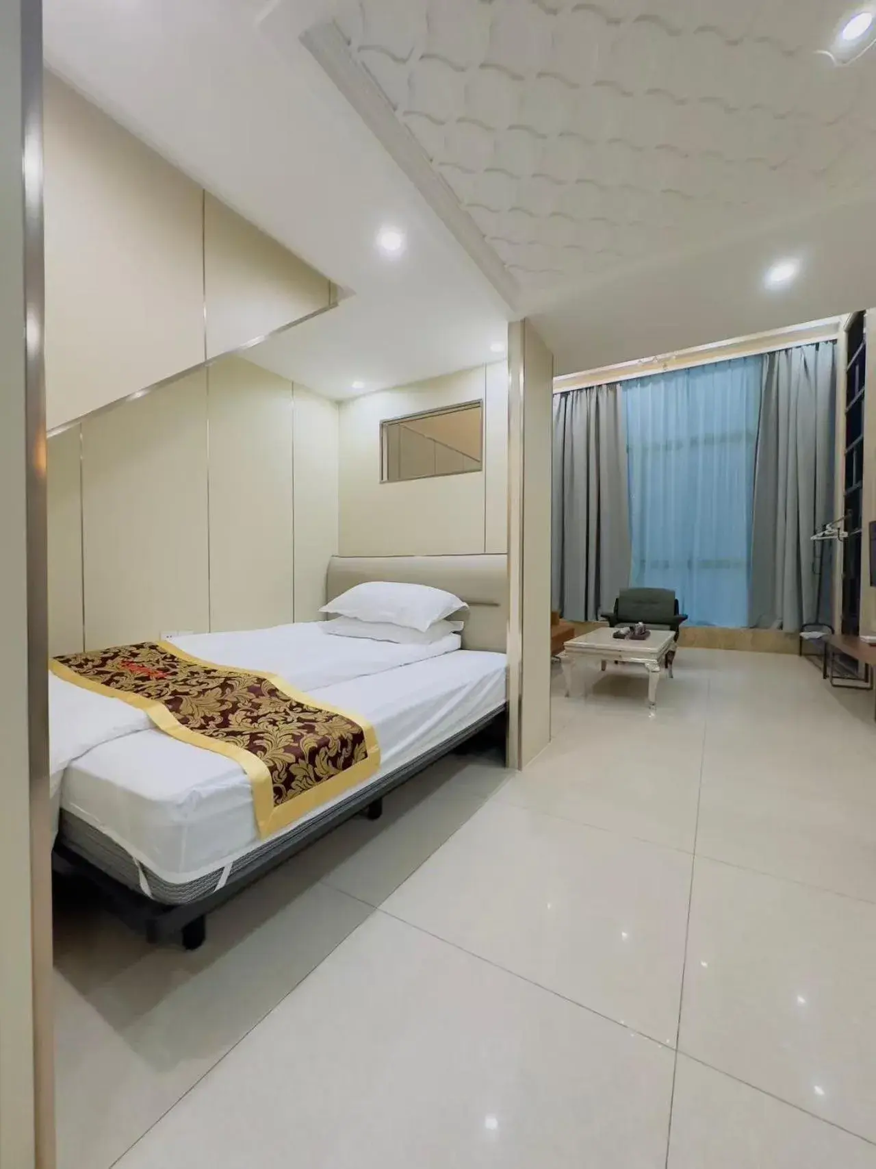 Bed in Louidon Mega Apartment Of Kam Rueng Plaza Bed in Louidon Mega Apartment Of Kam Rueng Plaza