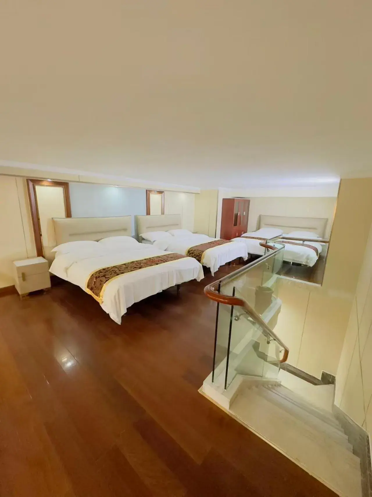 Bed in Louidon Mega Apartment Of Kam Rueng Plaza Bed in Louidon Mega Apartment Of Kam Rueng Plaza