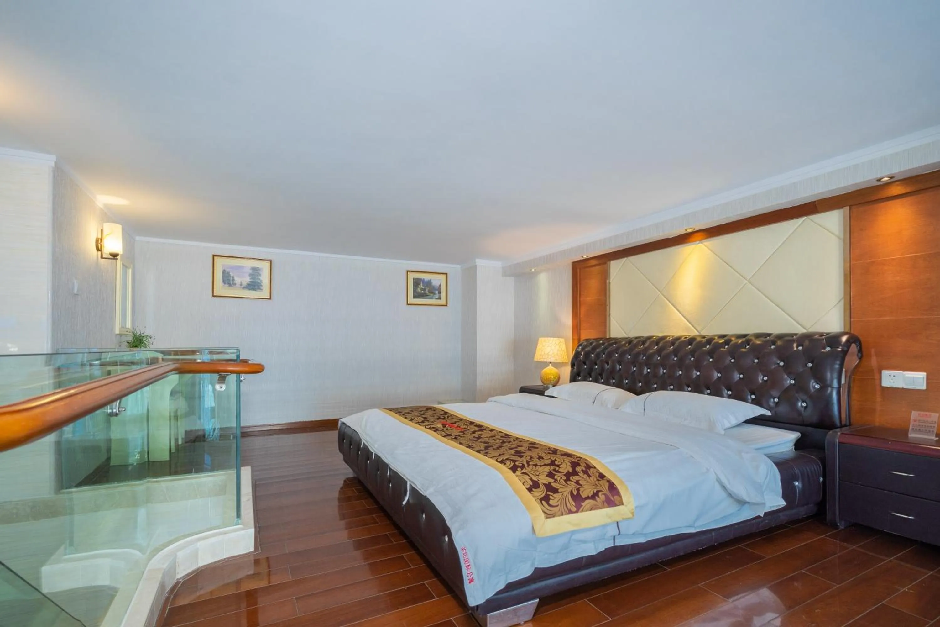 Bedroom, Bed in Louidon Mega Apartment Of Kam Rueng Plaza - Sunshine Apartment