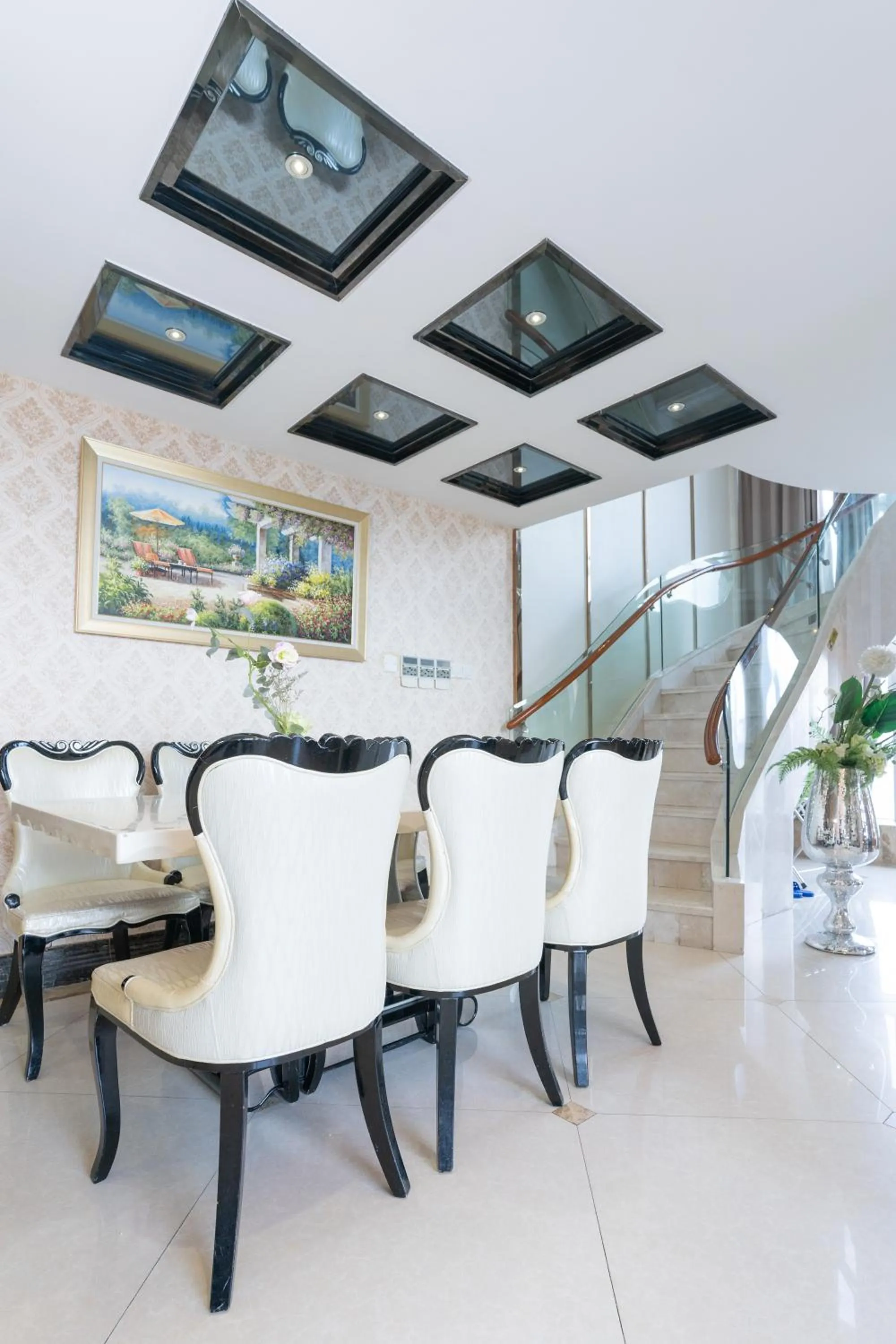 Living room in Louidon Mega Apartment Of Kam Rueng Plaza - Sunshine Apartment