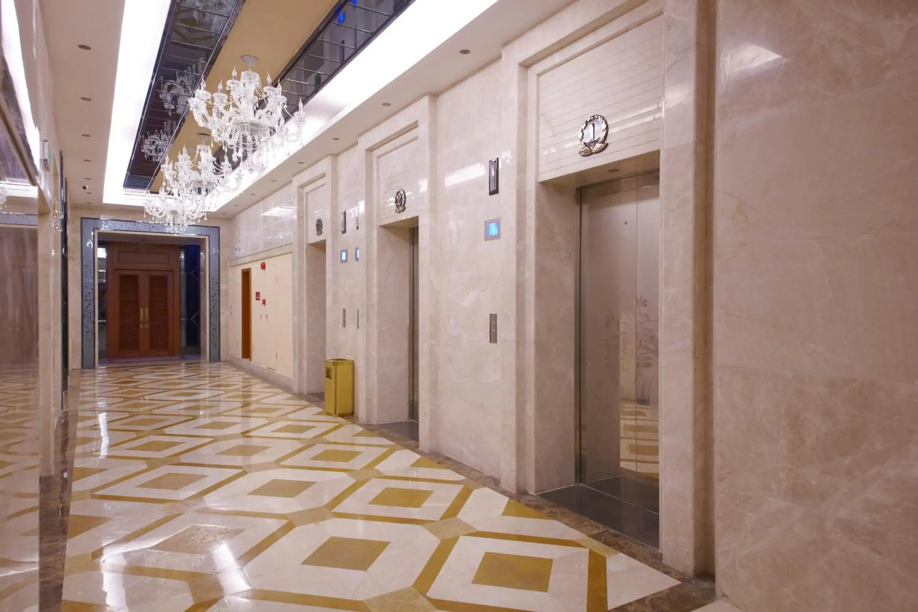 Facade/entrance in Louidon Mega Apartment Of Kam Rueng Plaza - Sunshine Apartment Facade/entrance in Louidon Mega Apartment Of Kam Rueng Plaza - Sunshine Apartment