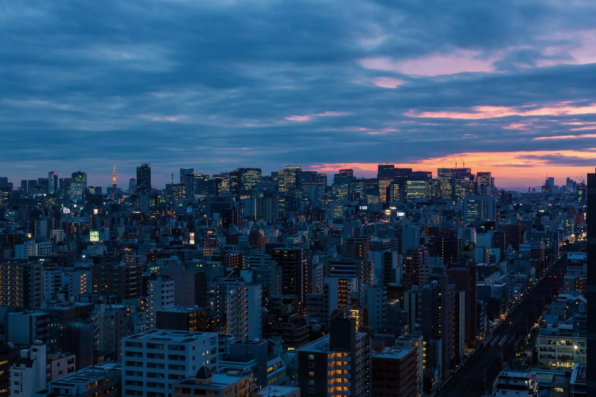 City view in Tobu Hotel Levant Tokyo