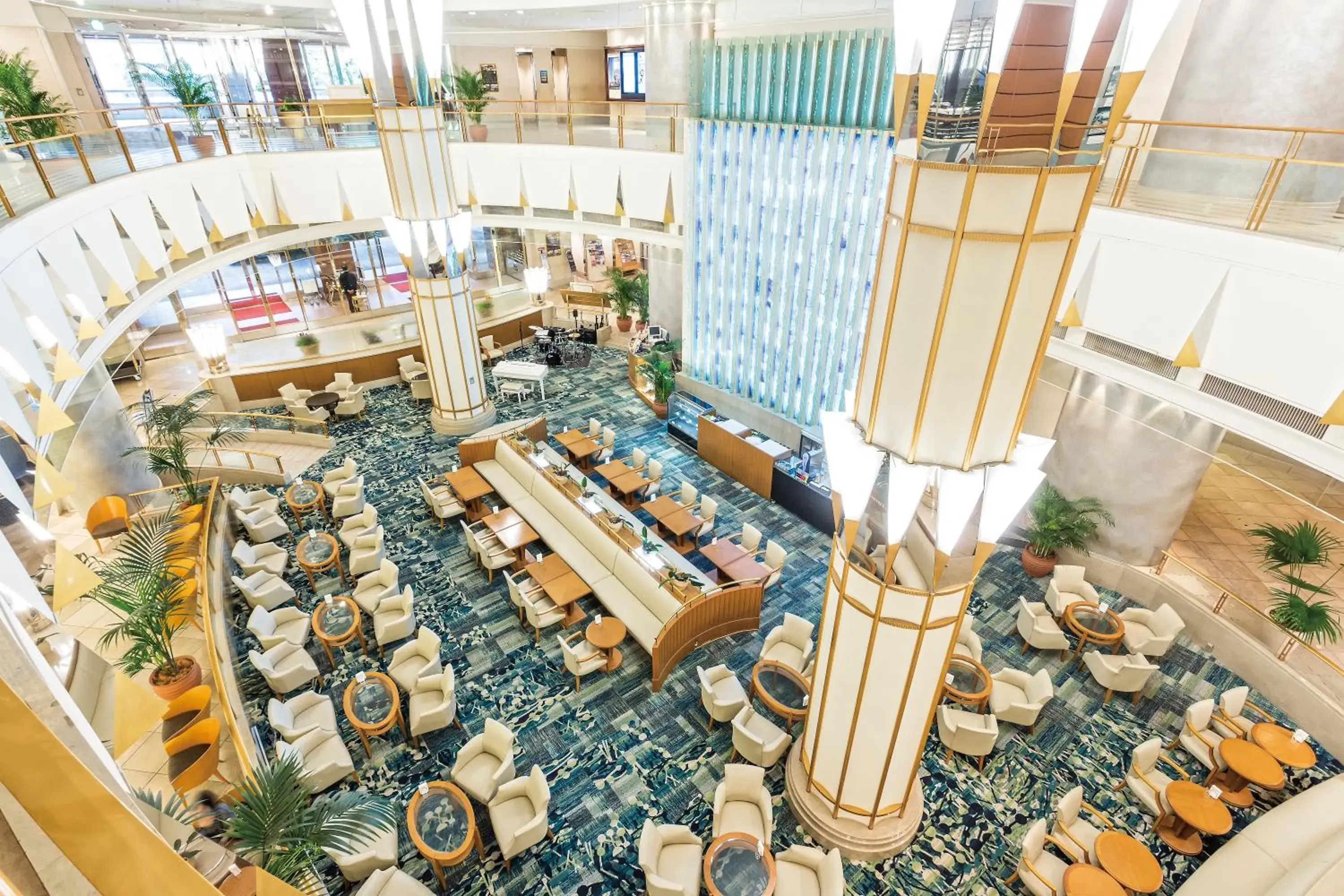 Food and drinks in Tobu Hotel Levant Tokyo Food and drinks in Tobu Hotel Levant Tokyo