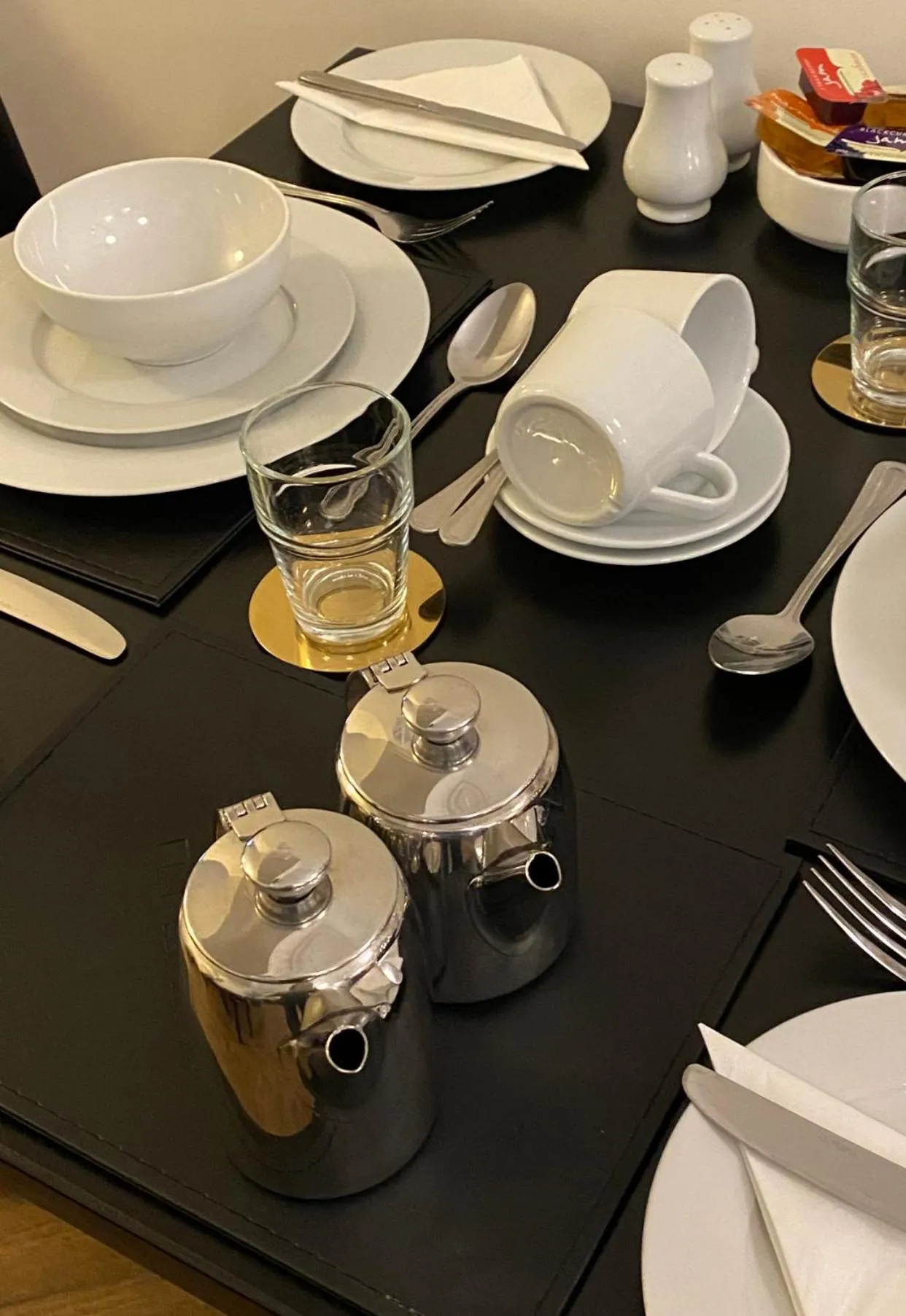 Breakfast in Oak Alyn Hotel