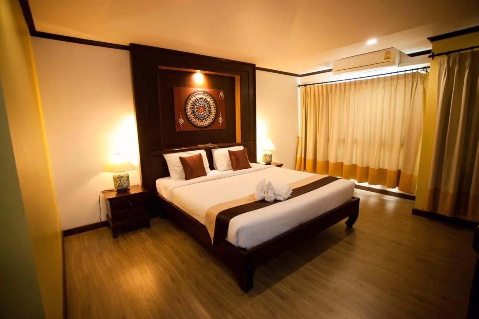 Bed in Chour Palace Hotel