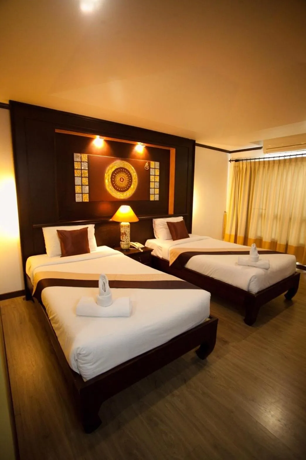 Bed in Chour Palace Hotel