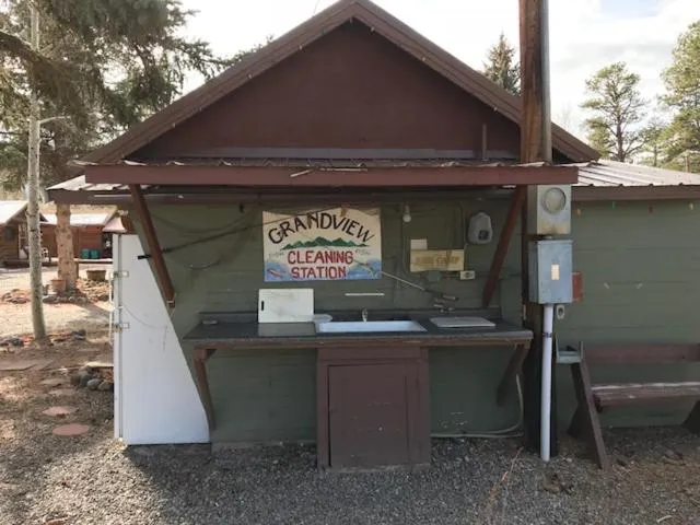 Grandview Cabins & RV Resort