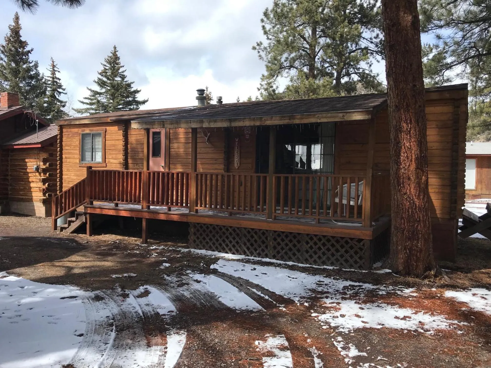 Grandview Cabins & RV Resort