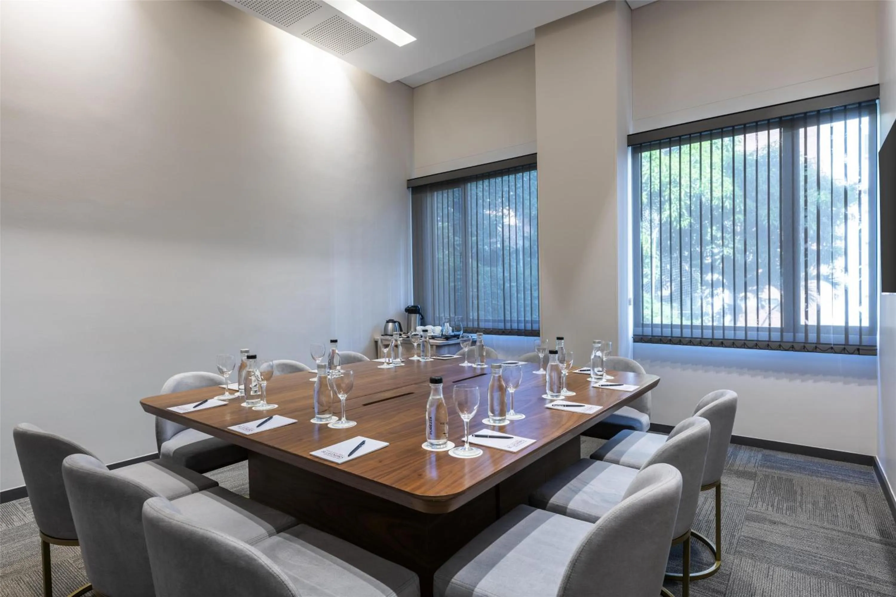 Meeting/conference room in York Medellin, Curio Collection by Hilton