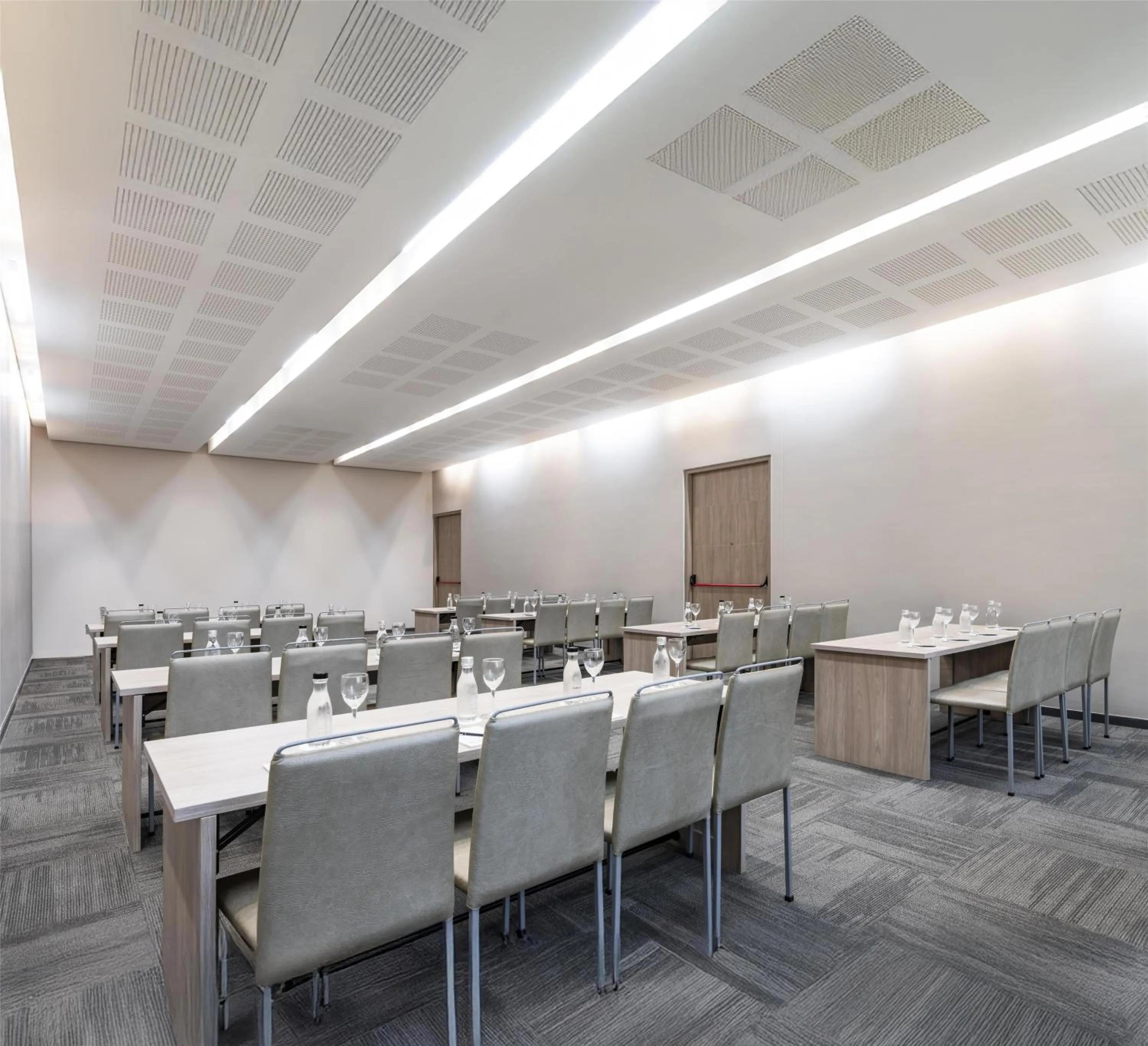 Meeting/conference room in York Medellin, Curio Collection by Hilton