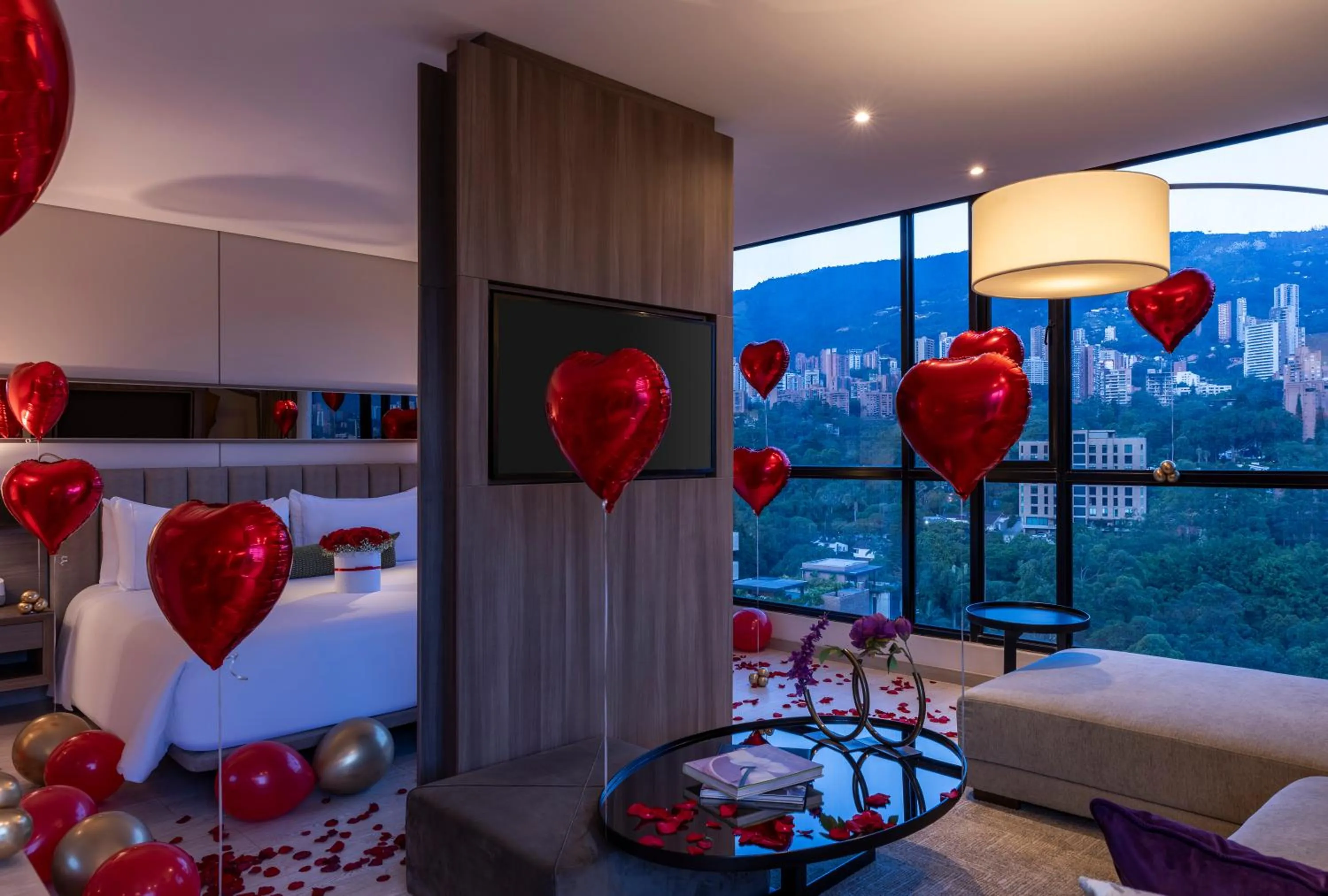 Bedroom, Bed in Hotel York Luxury Suites Medellin by Preferred