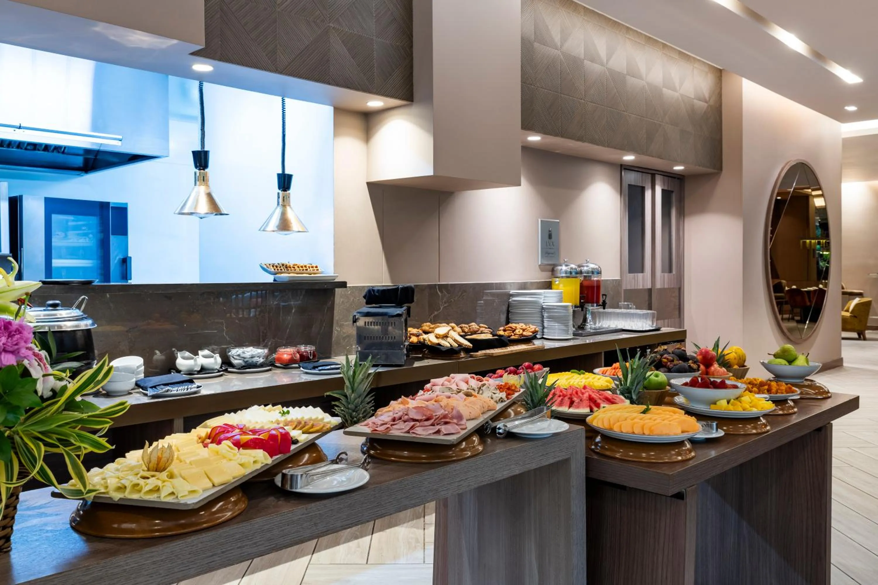 Buffet breakfast in Hotel York Luxury Suites Medellin by Preferred