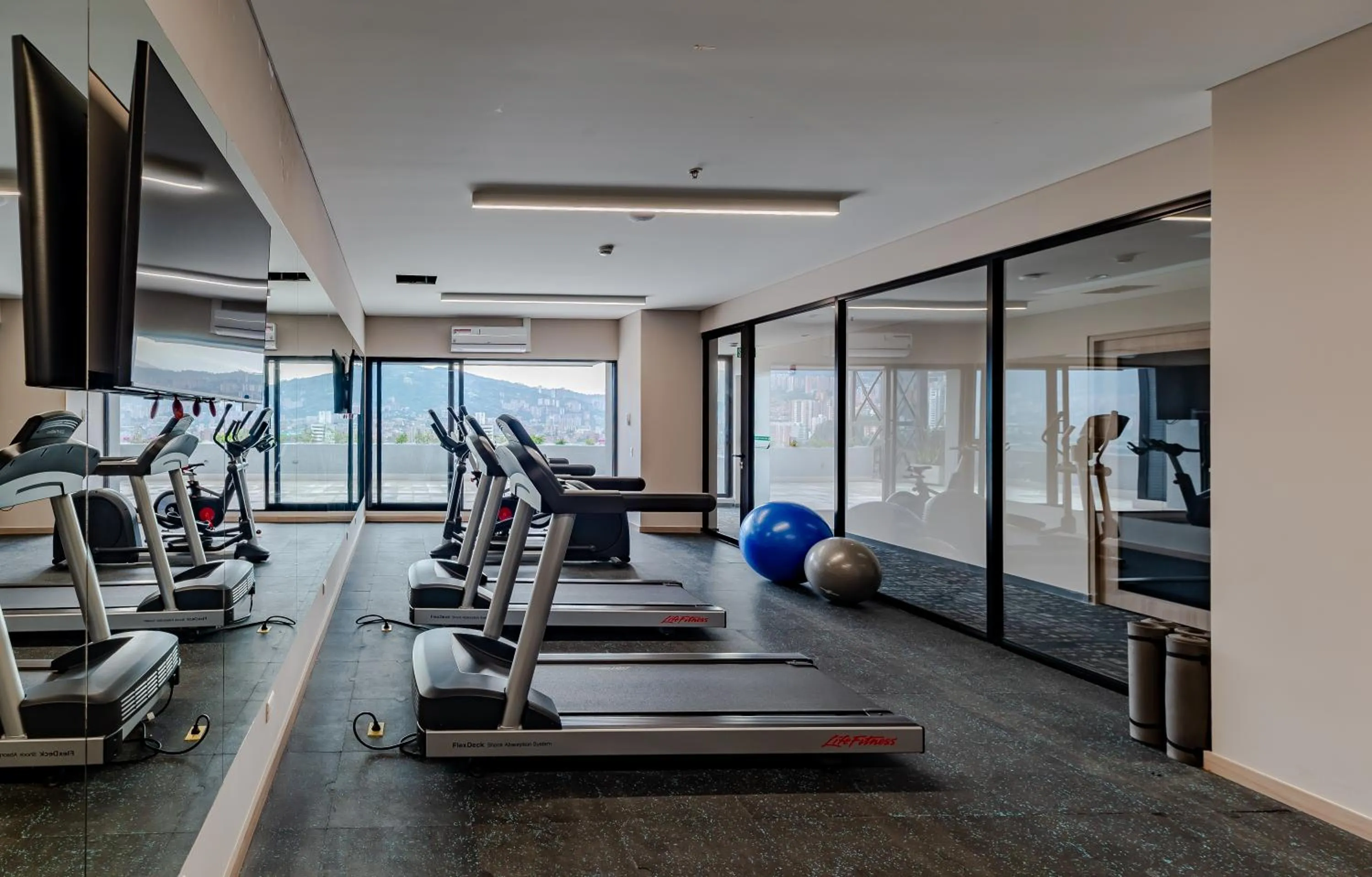 Fitness centre/facilities in Hotel York Luxury Suites Medellin by Preferred
