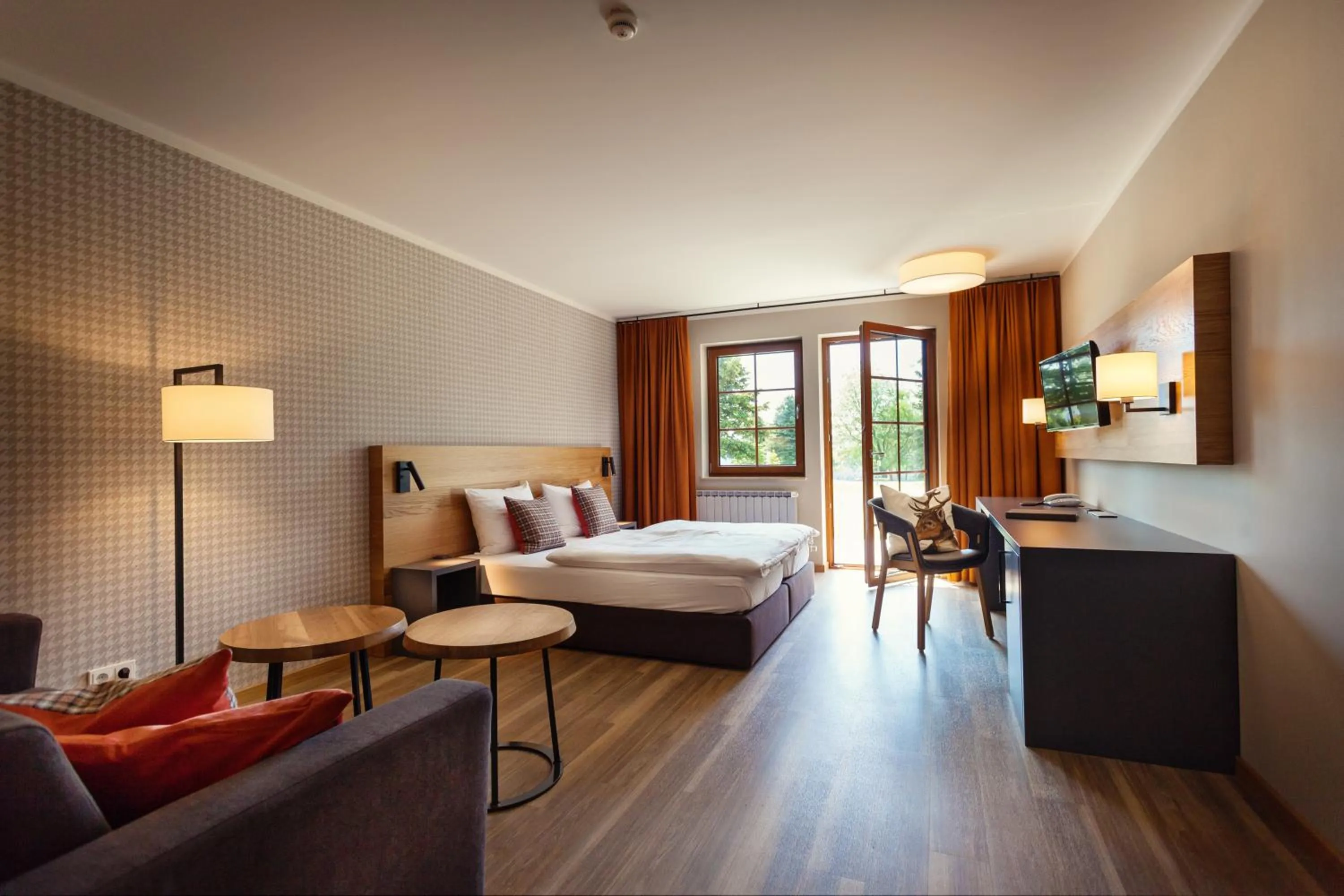 Photo of the whole room, Bed in Waldhotel Kreuztanne