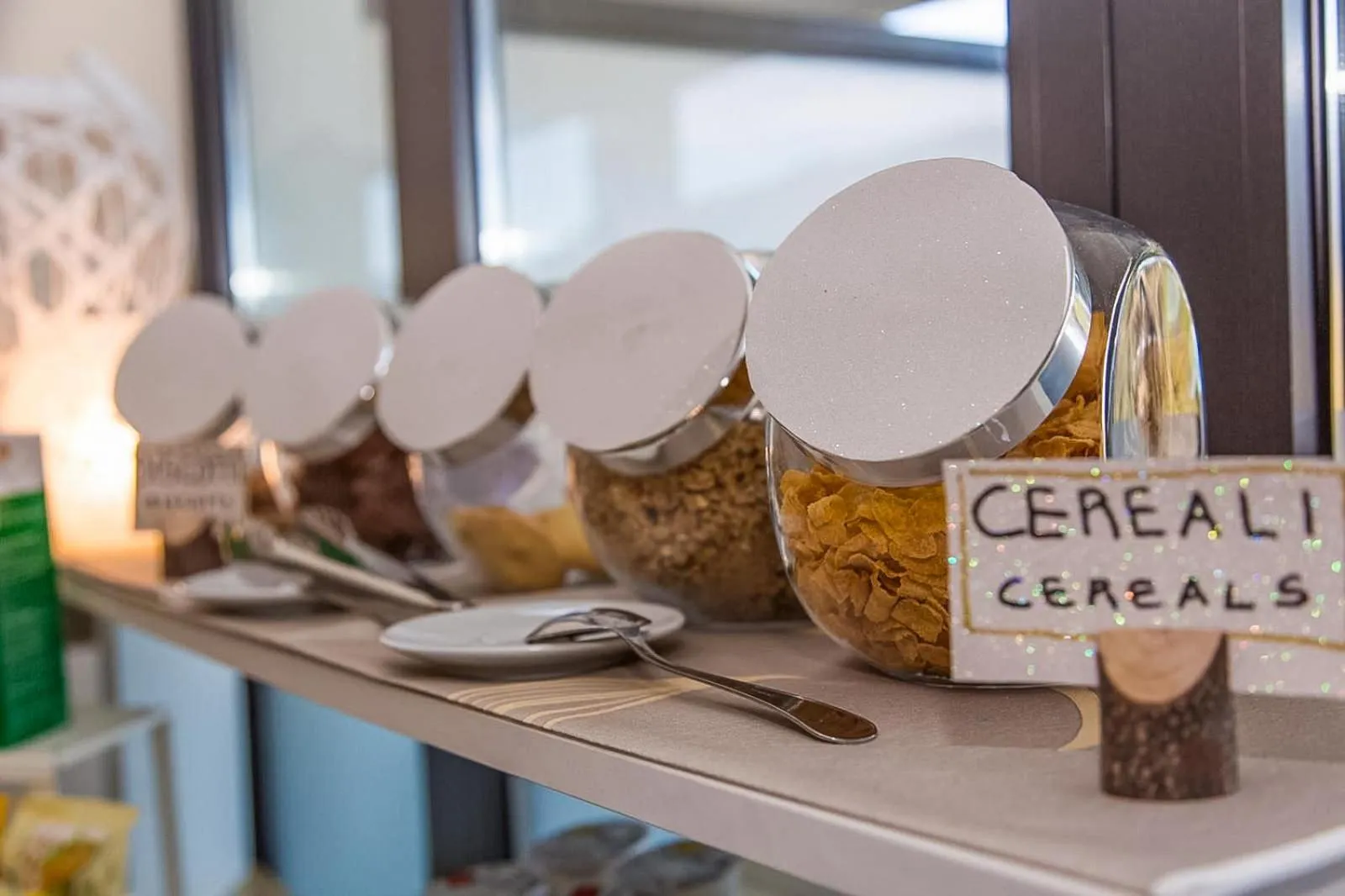 Breakfast in Hotel Chalet del Lago