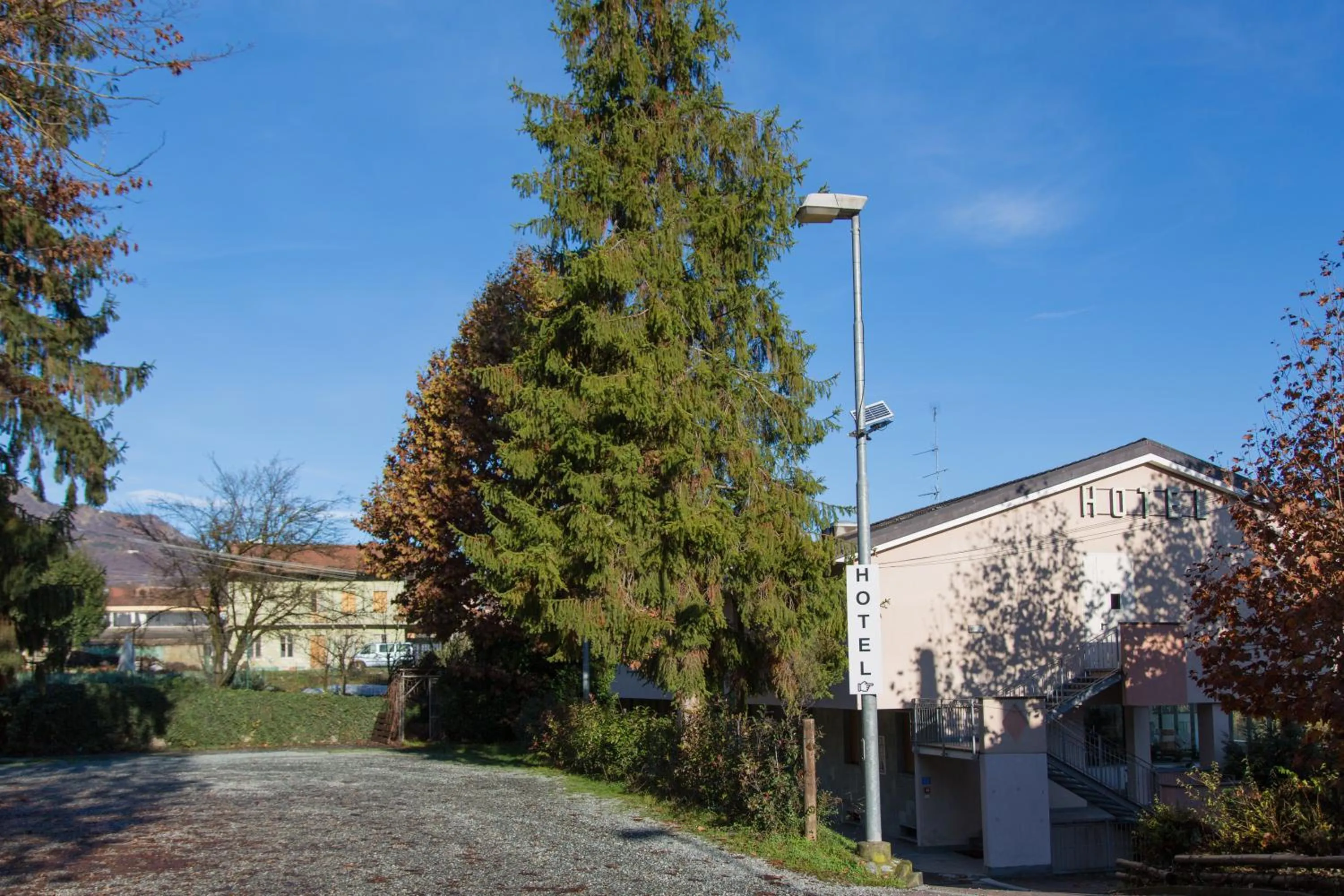 Property building in Hotel Chalet del Lago