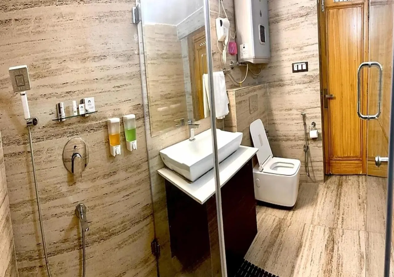 Toilet in Mongas Hotel & Resort