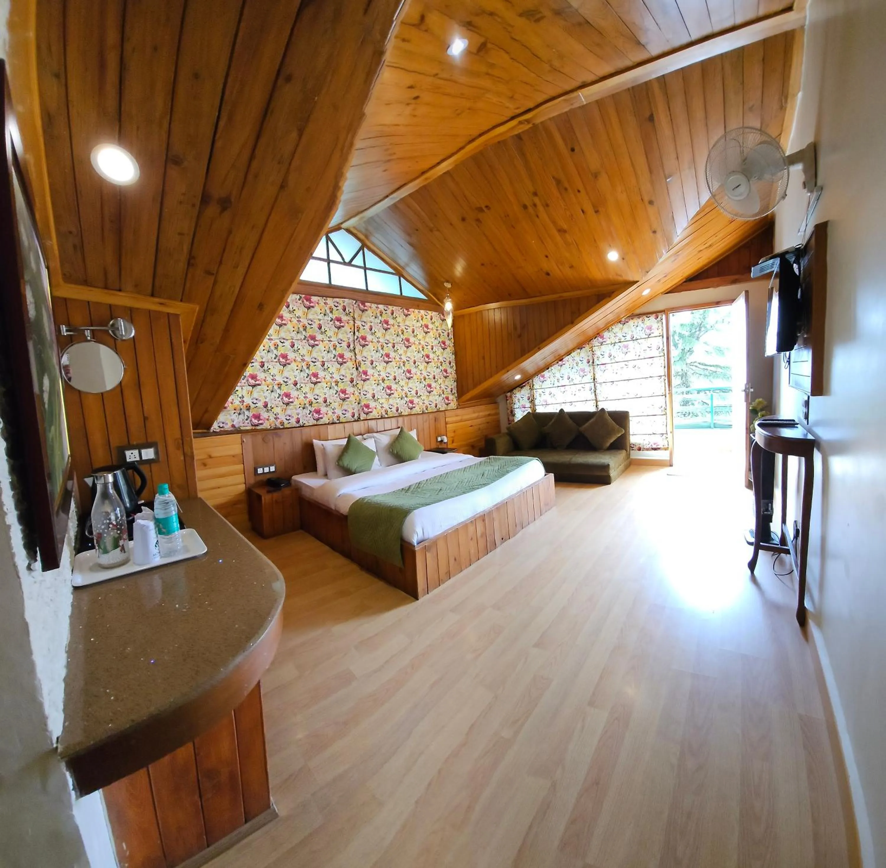 Bedroom, Bed in Mongas Hotel & Resort