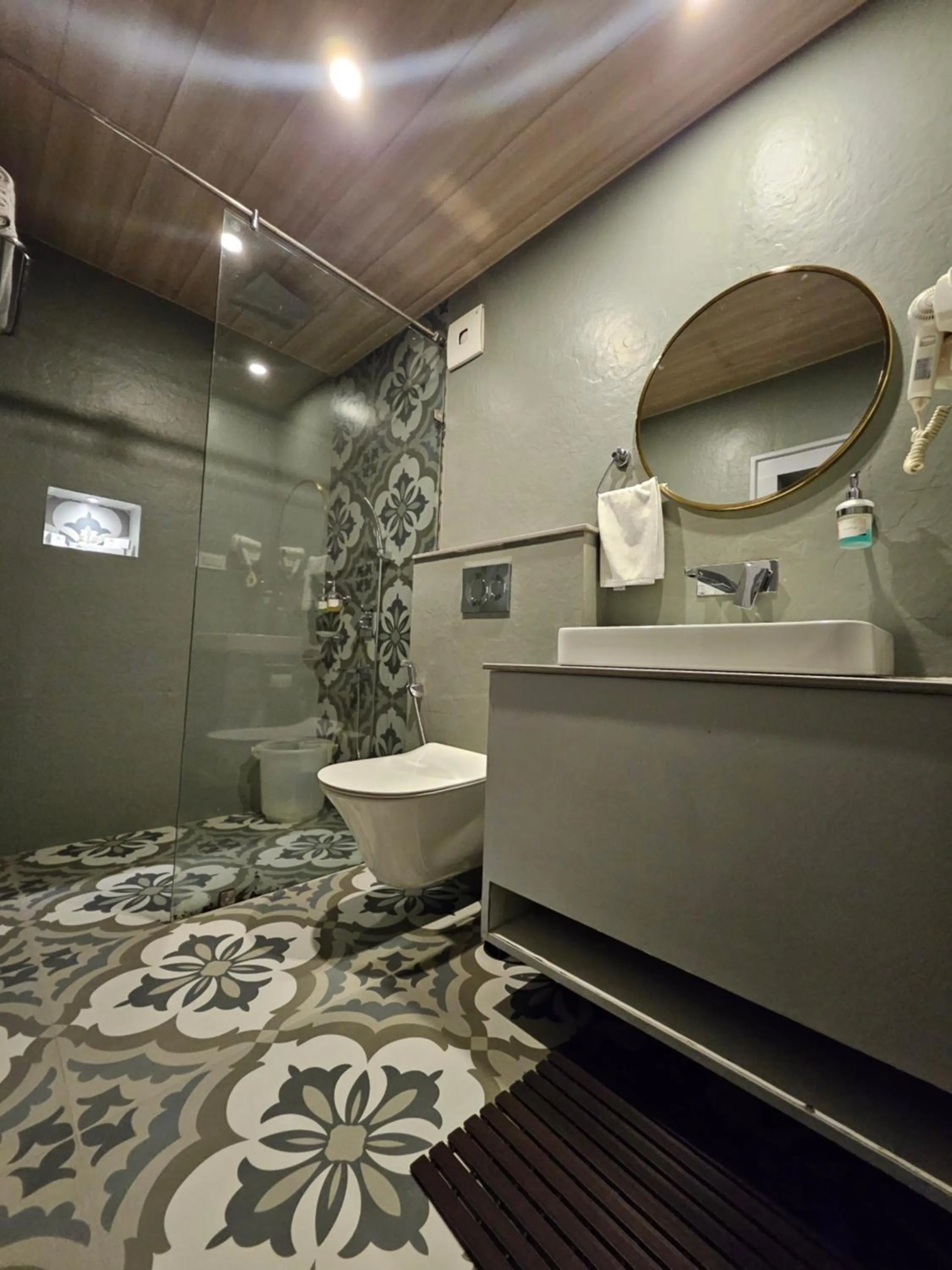 Bathroom in Mongas Hotel & Resort